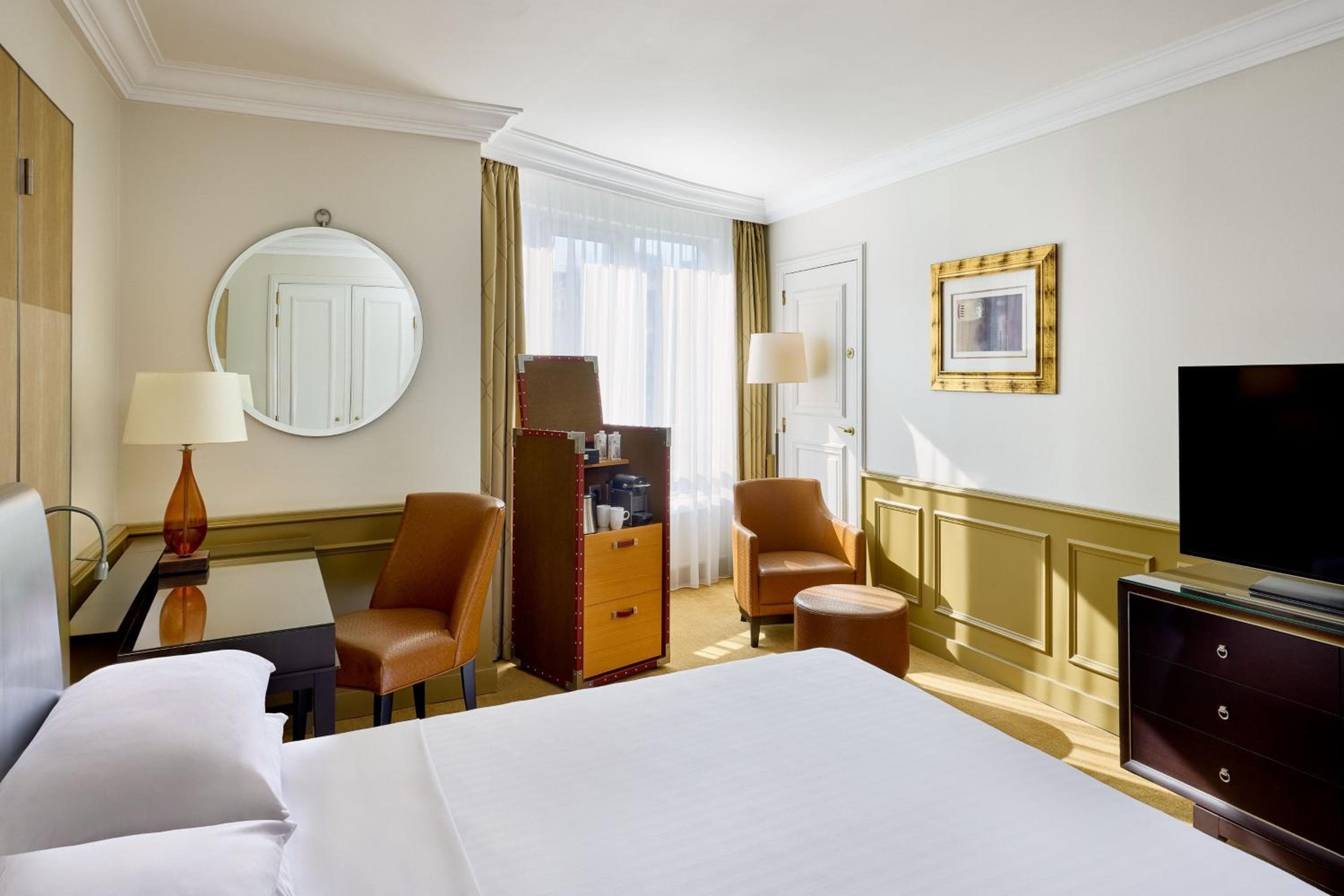 Hotel Marriott Champs Elysees di Parigi — 24