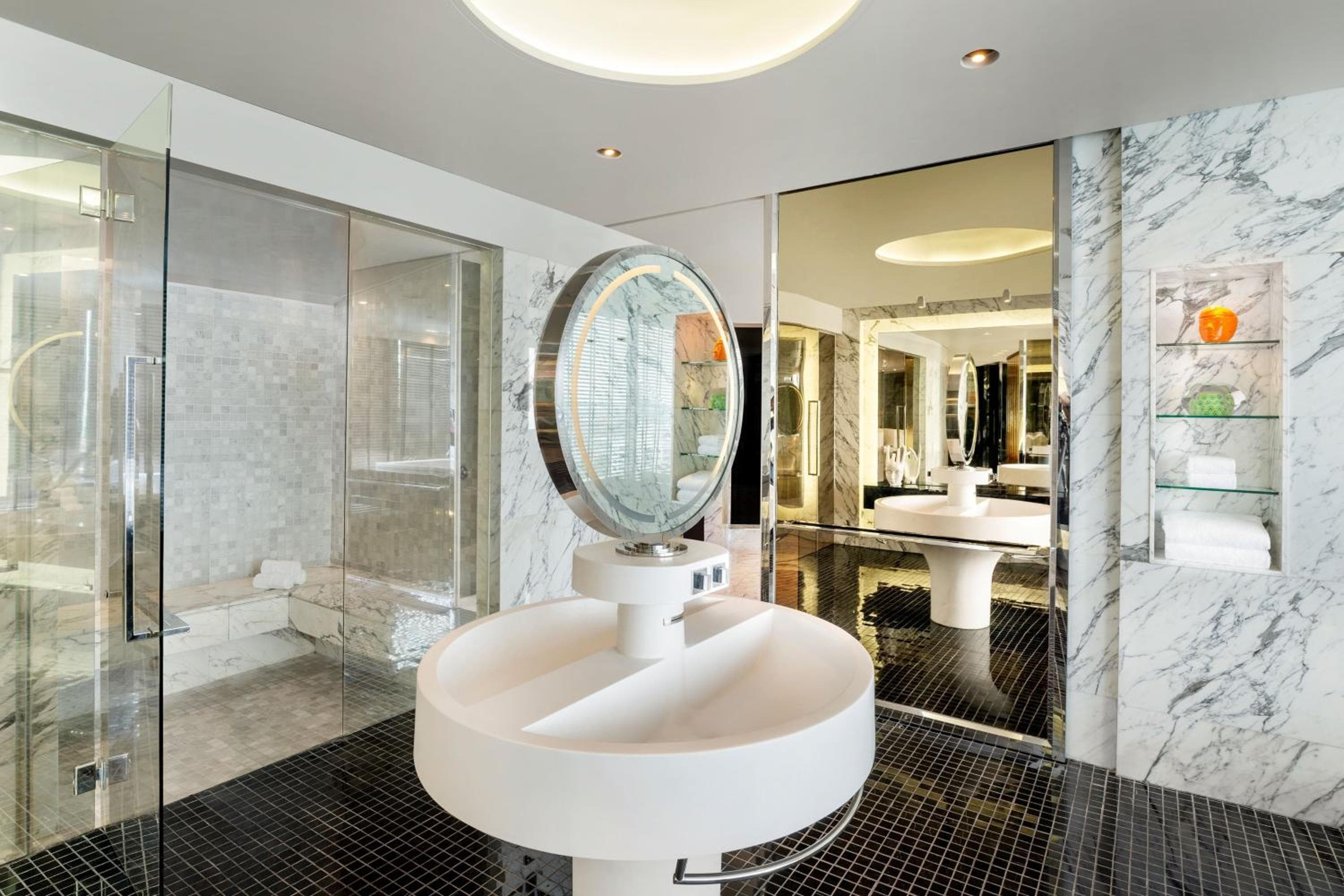 W Bangkok Hotel — 29