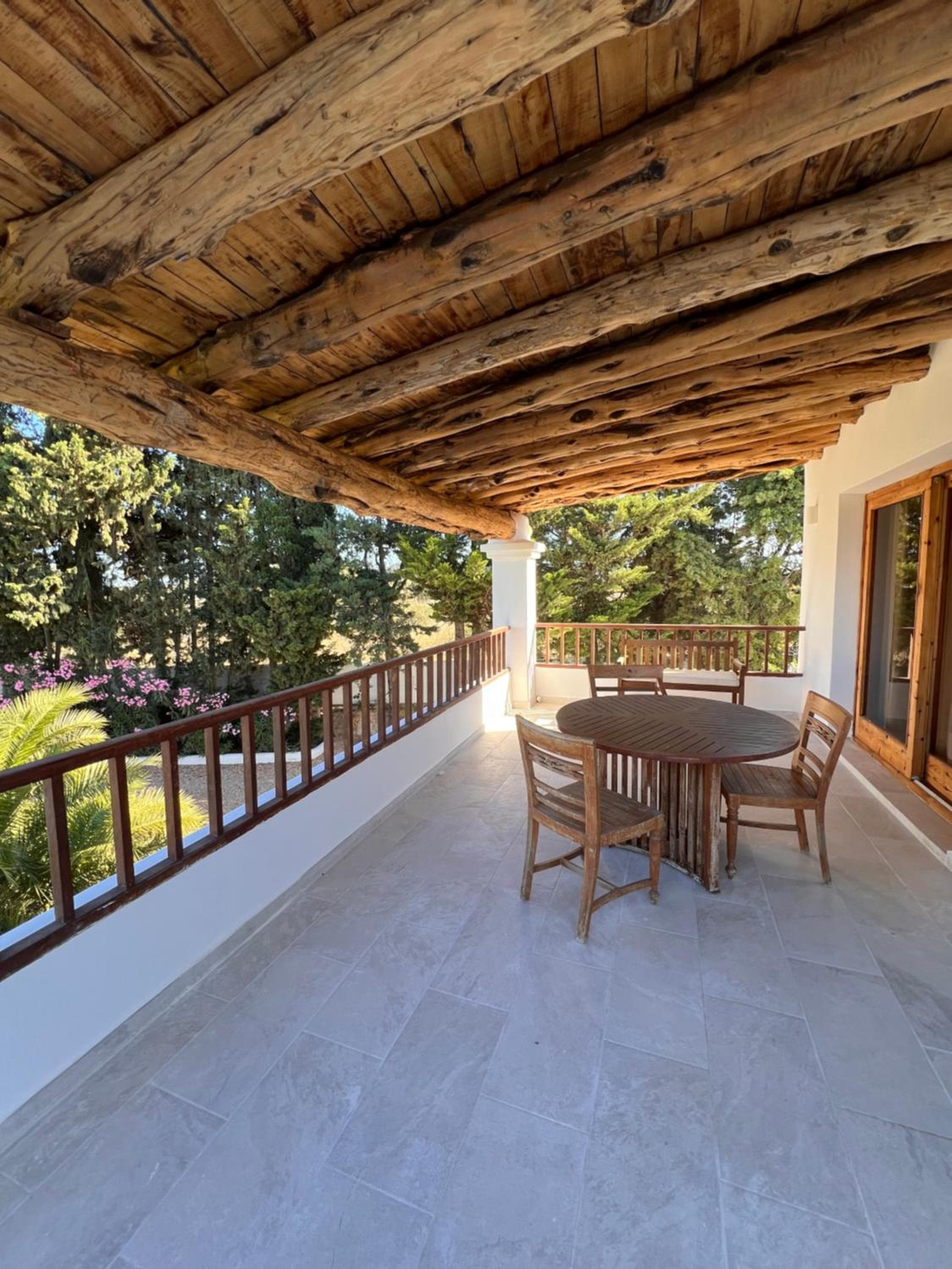 Villa en zona Playa D'en Bossa con gran piscina — 13
