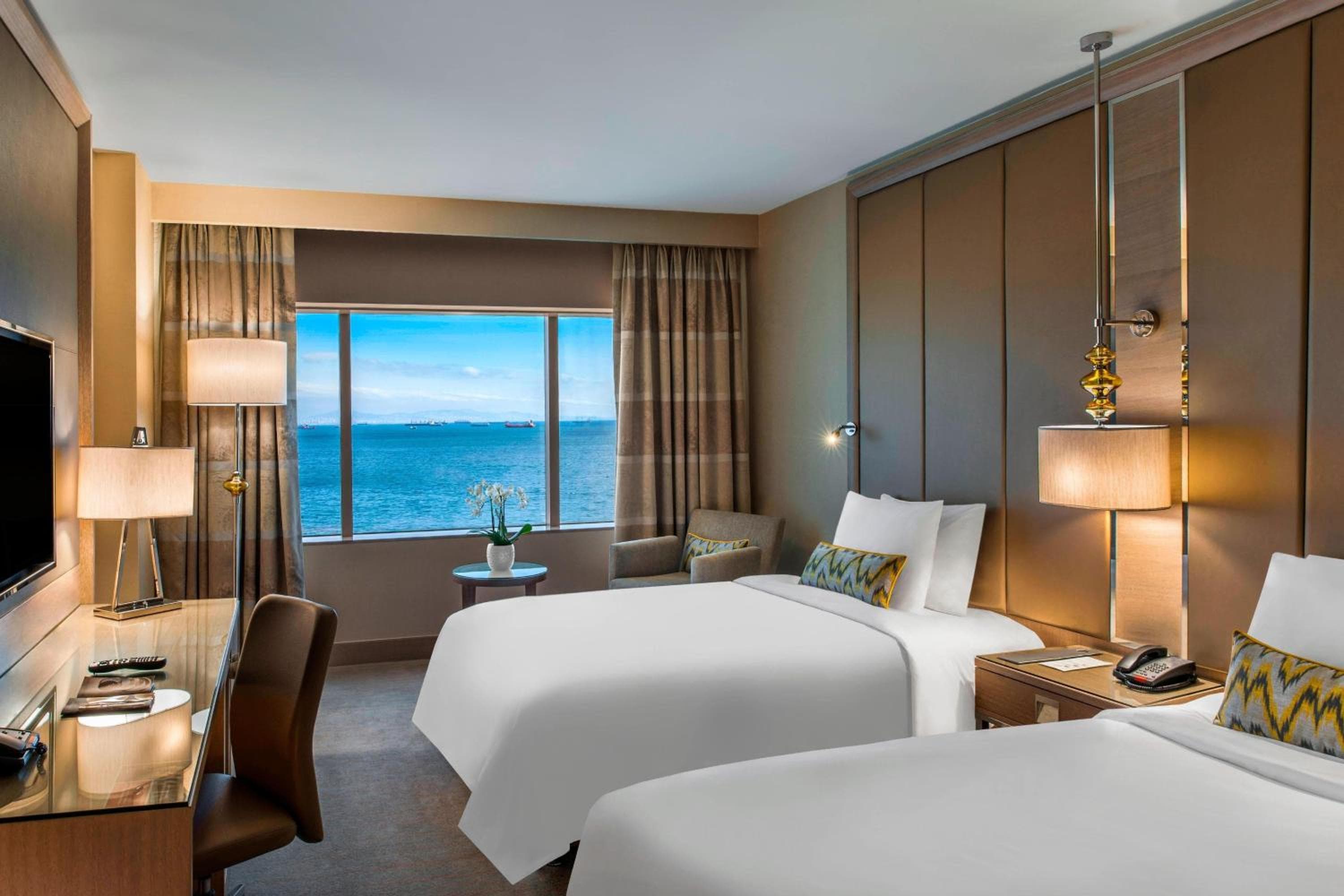 Renaissance Polat Istanbul Hotel — 28