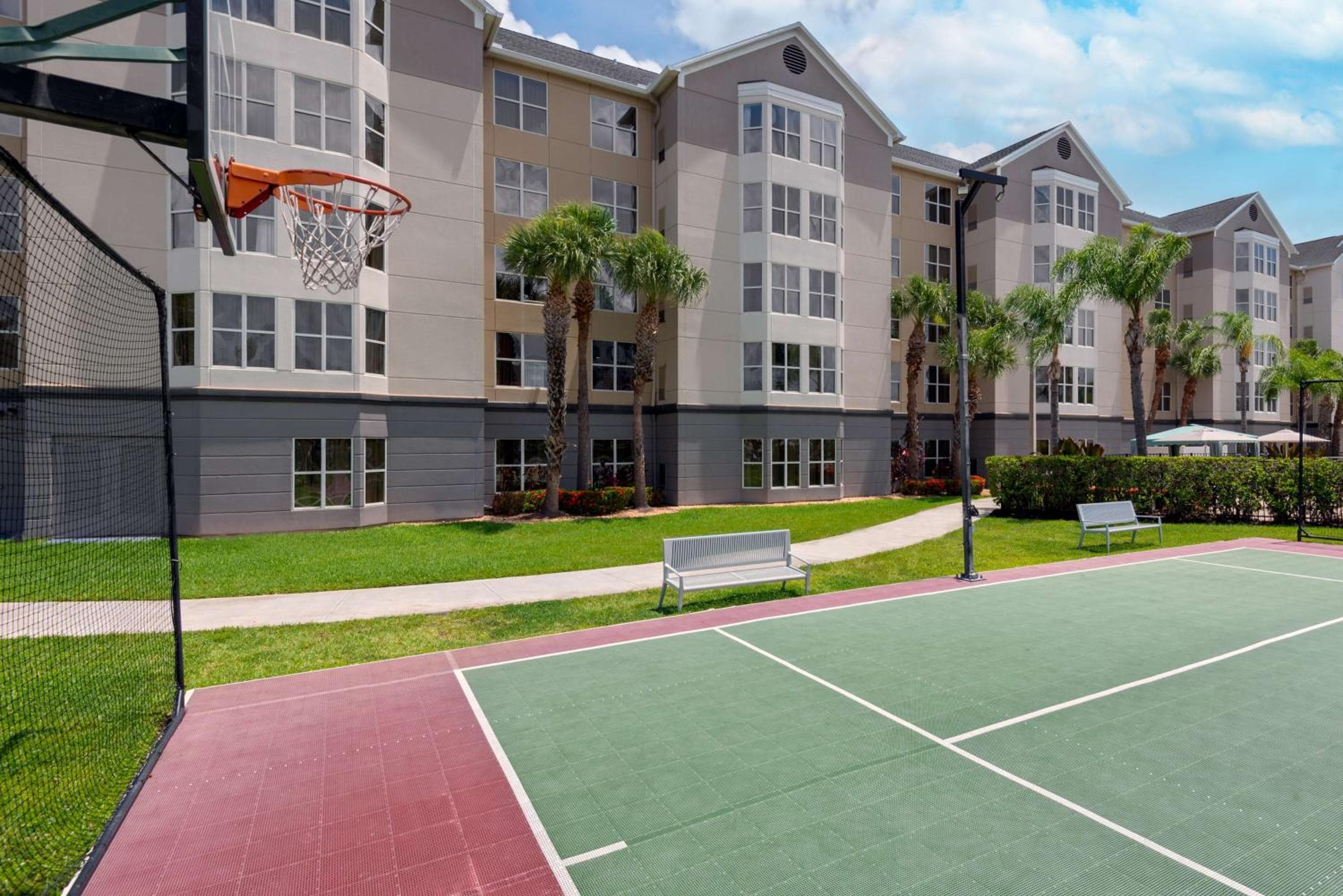 Homewood Suites by Hilton Orlando-Nearest to Universal Studios — 11