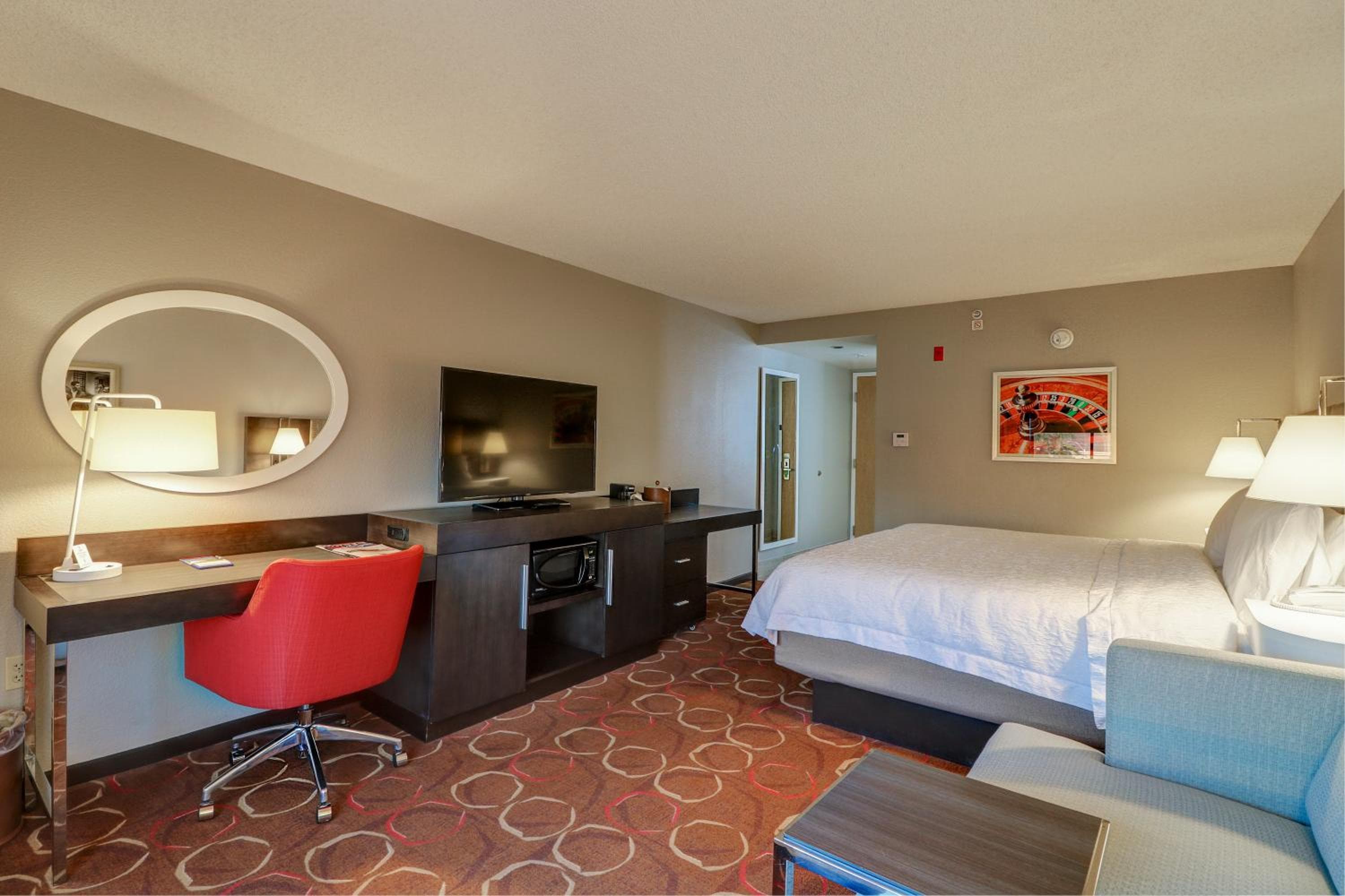 Hampton Inn Tropicana — 5