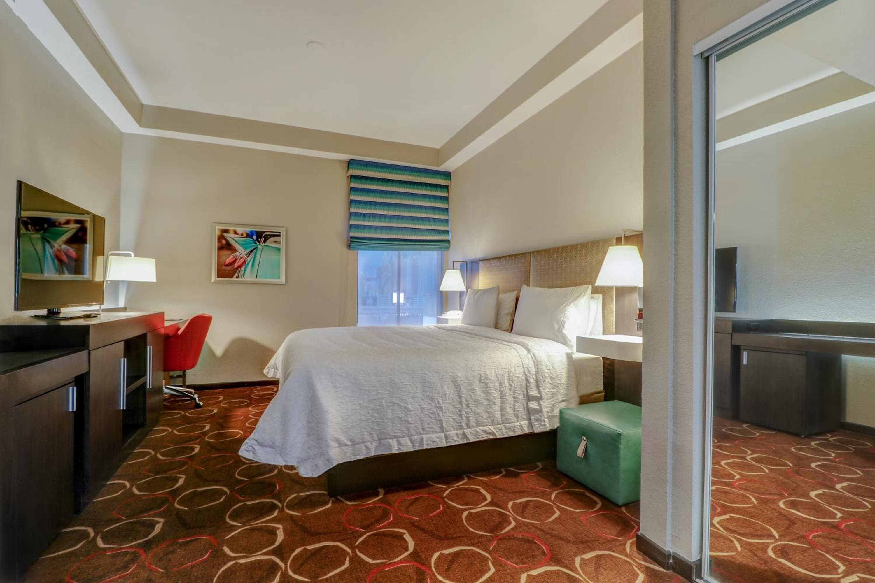 Hampton Inn Tropicana — 3