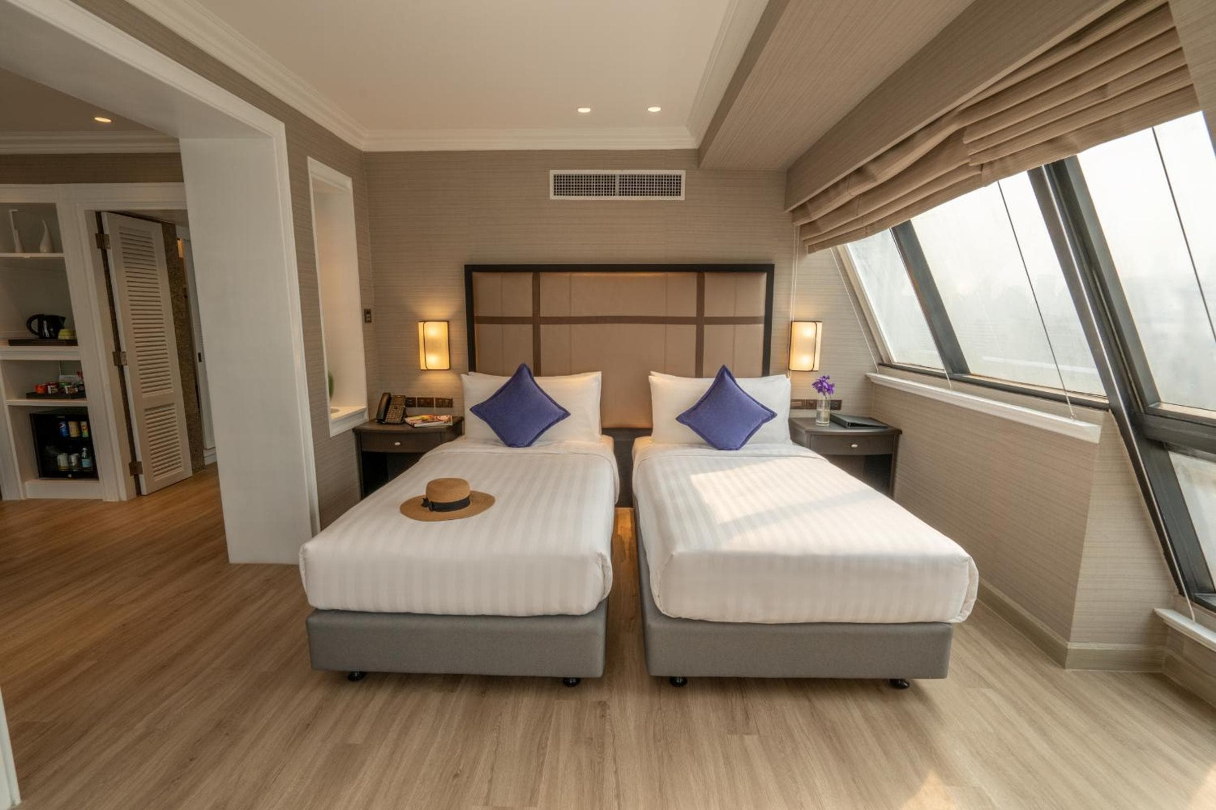 NH Bangkok Sukhumvit Boulevard — 24