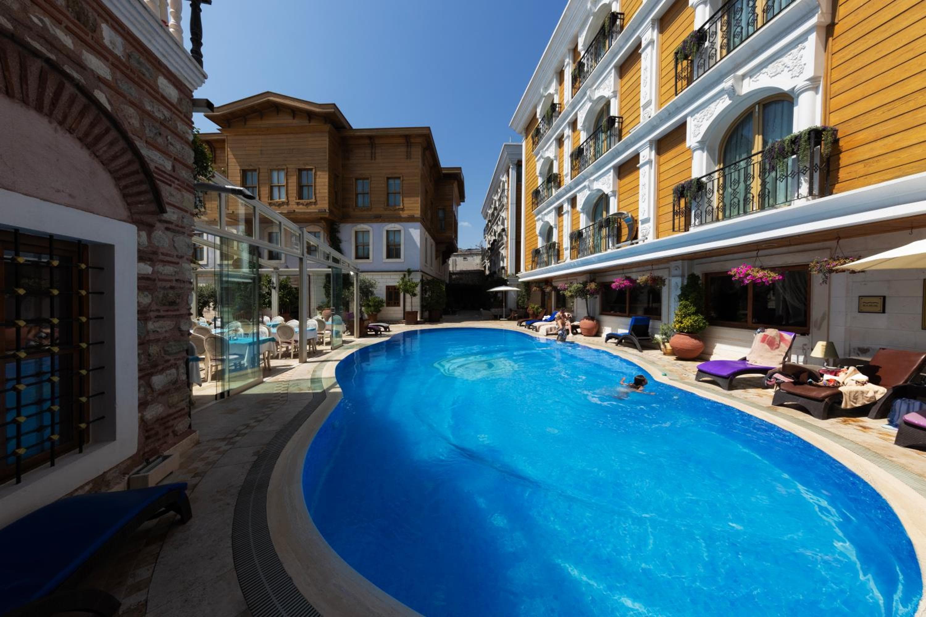 Palacio y Spa de las Siete Colinas — 14