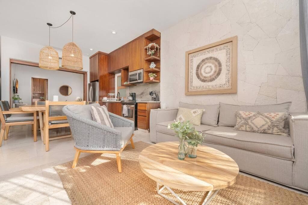 Unique BEACH FRONT condo with concierge — 17