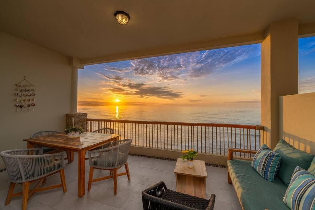 Unique BEACH FRONT condo with concierge — 15