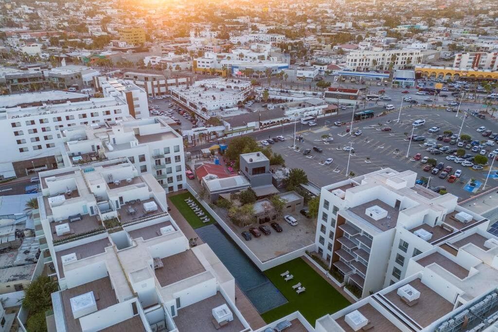 New 3BR in the Heart of San Lucas — 4