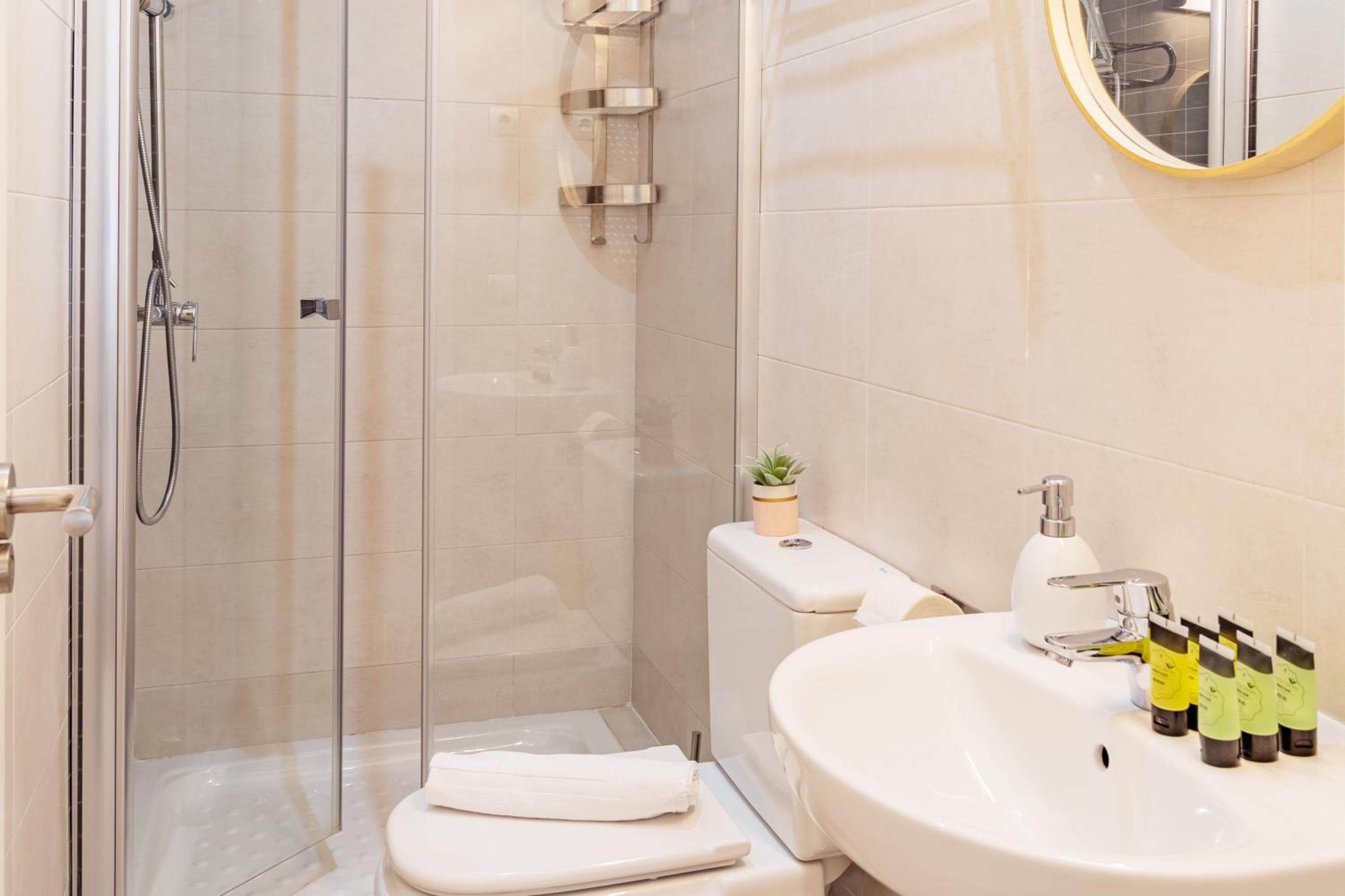 Feelathome Merced Apartments — 20