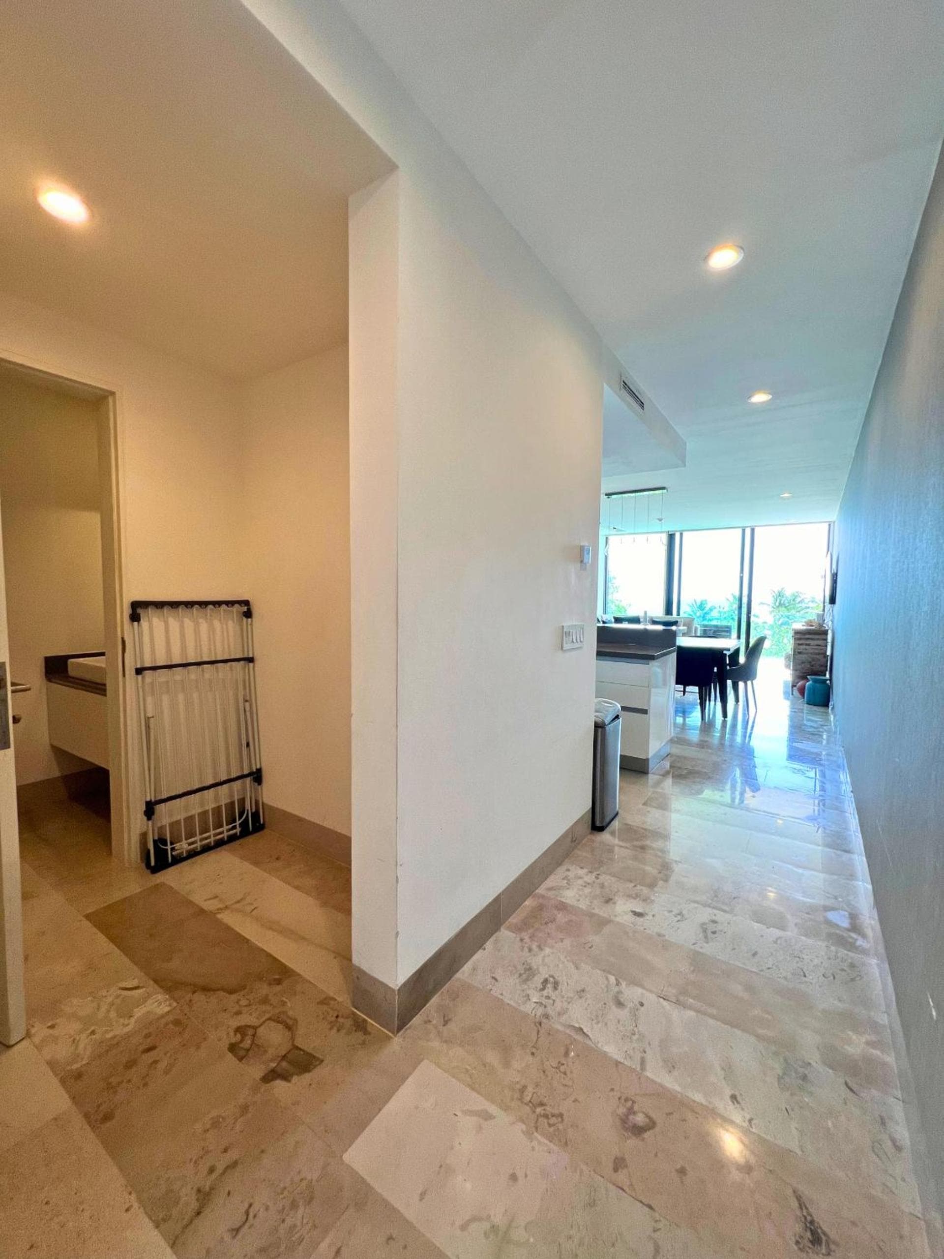 Oceana Luxury Apartment Walk to Beach and Day Club — 27