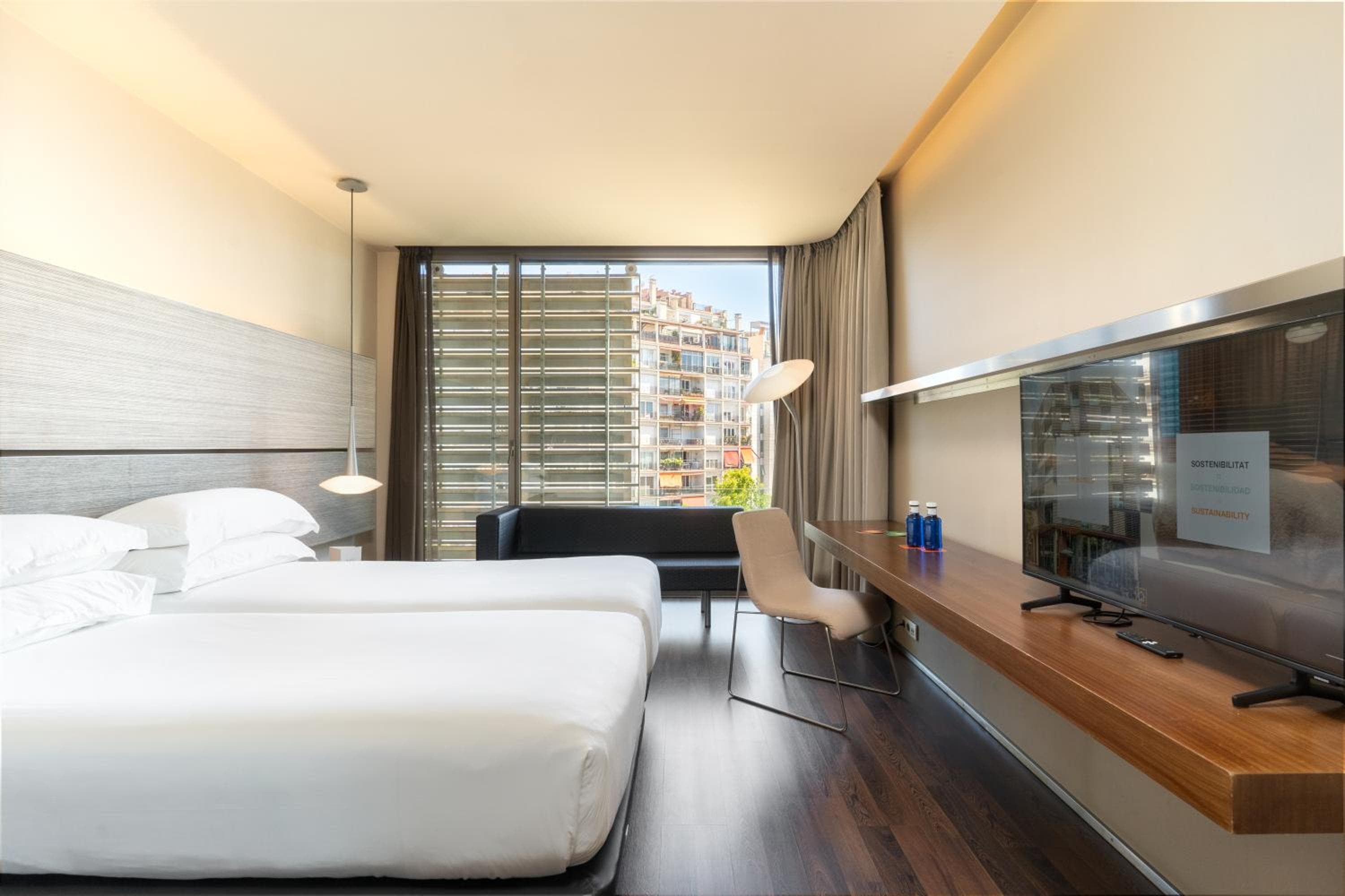 B Hotel — 5