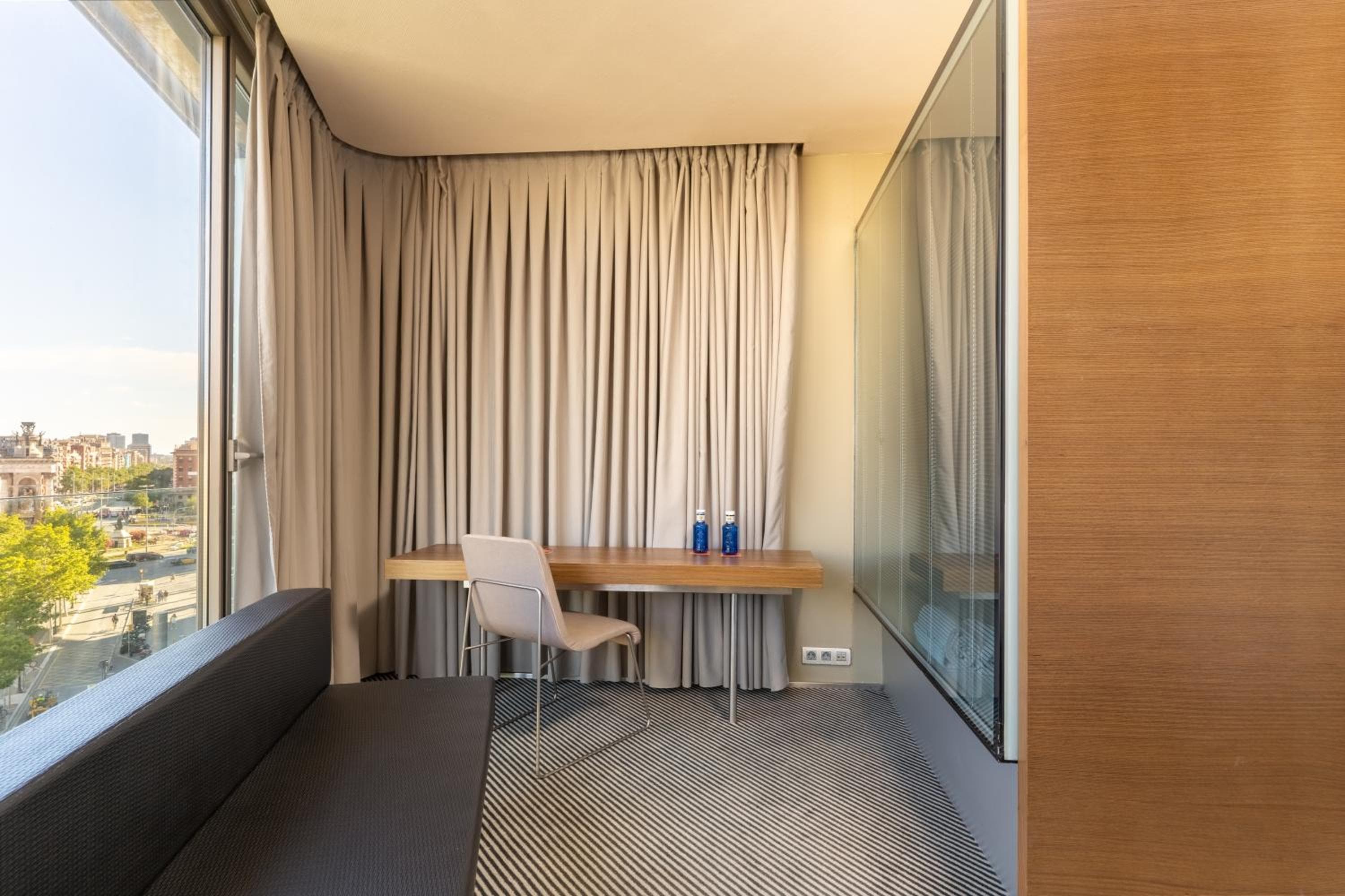 B Hotel — 17