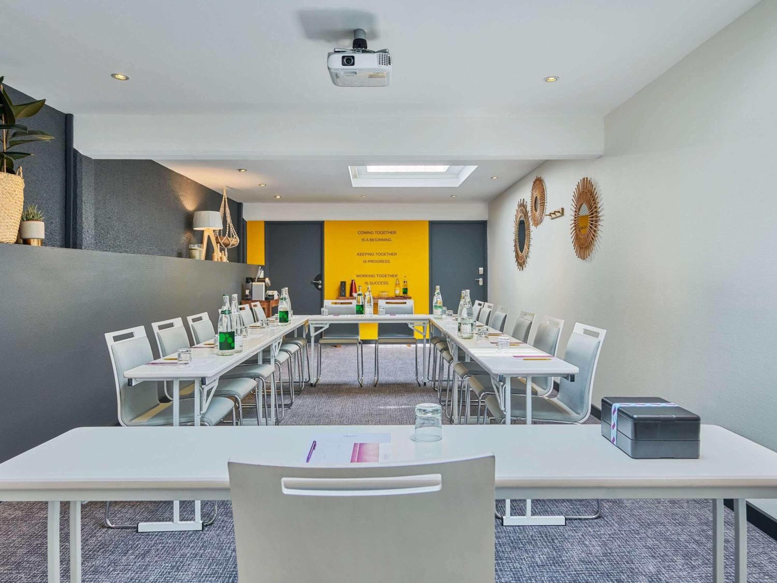 Mercure Paris 15 Porte de Versailles — 15