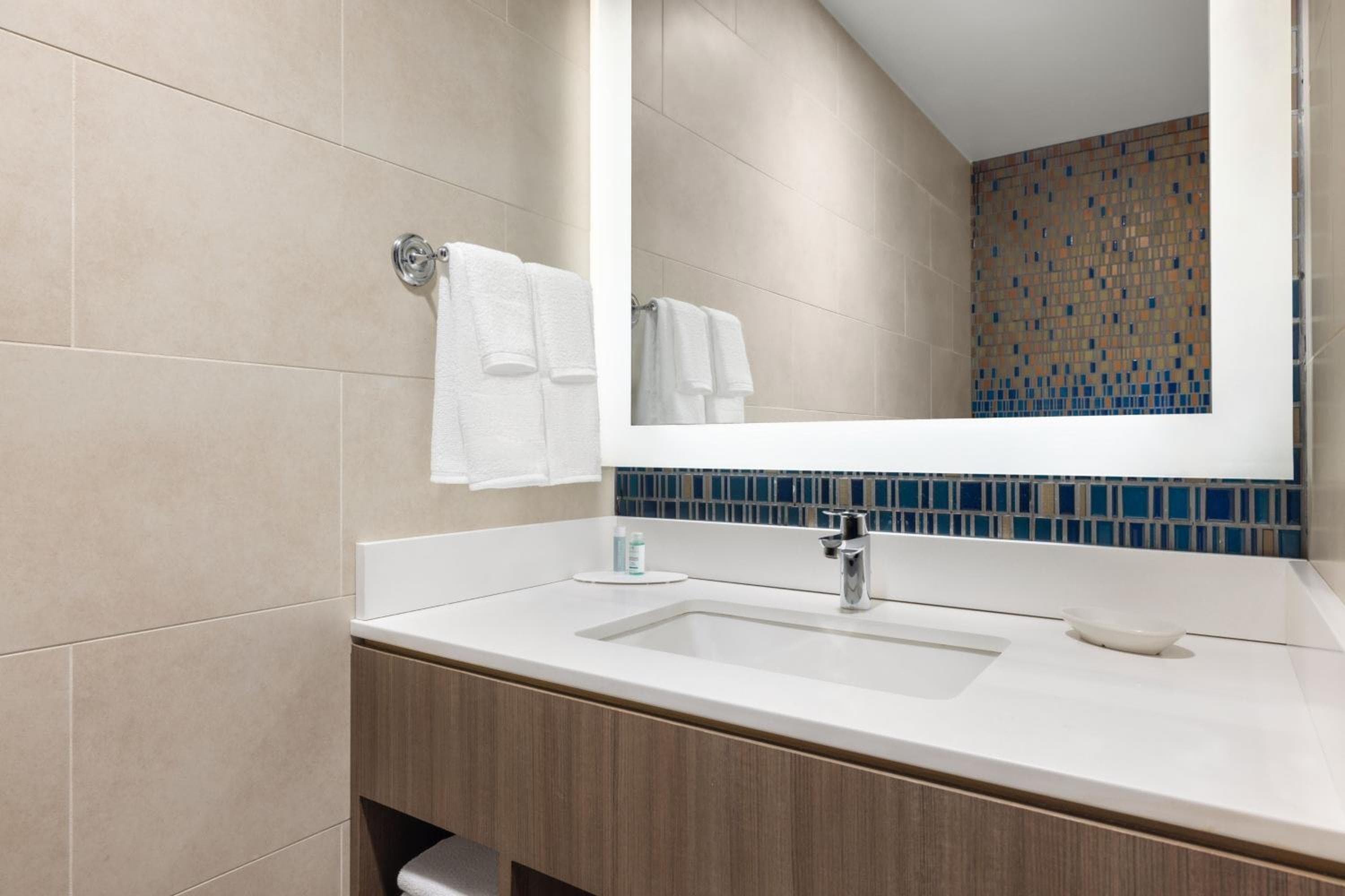 Courtyard by Marriott Nueva York Manhattan/Chelsea — 25