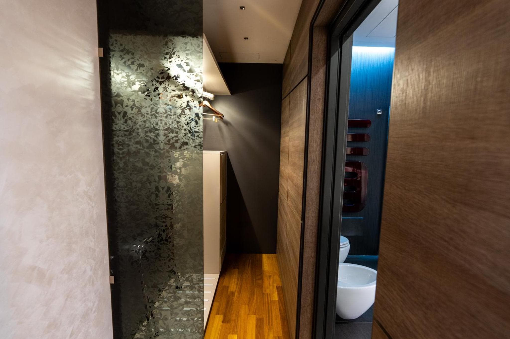 Divina Luxury Hotel — 4