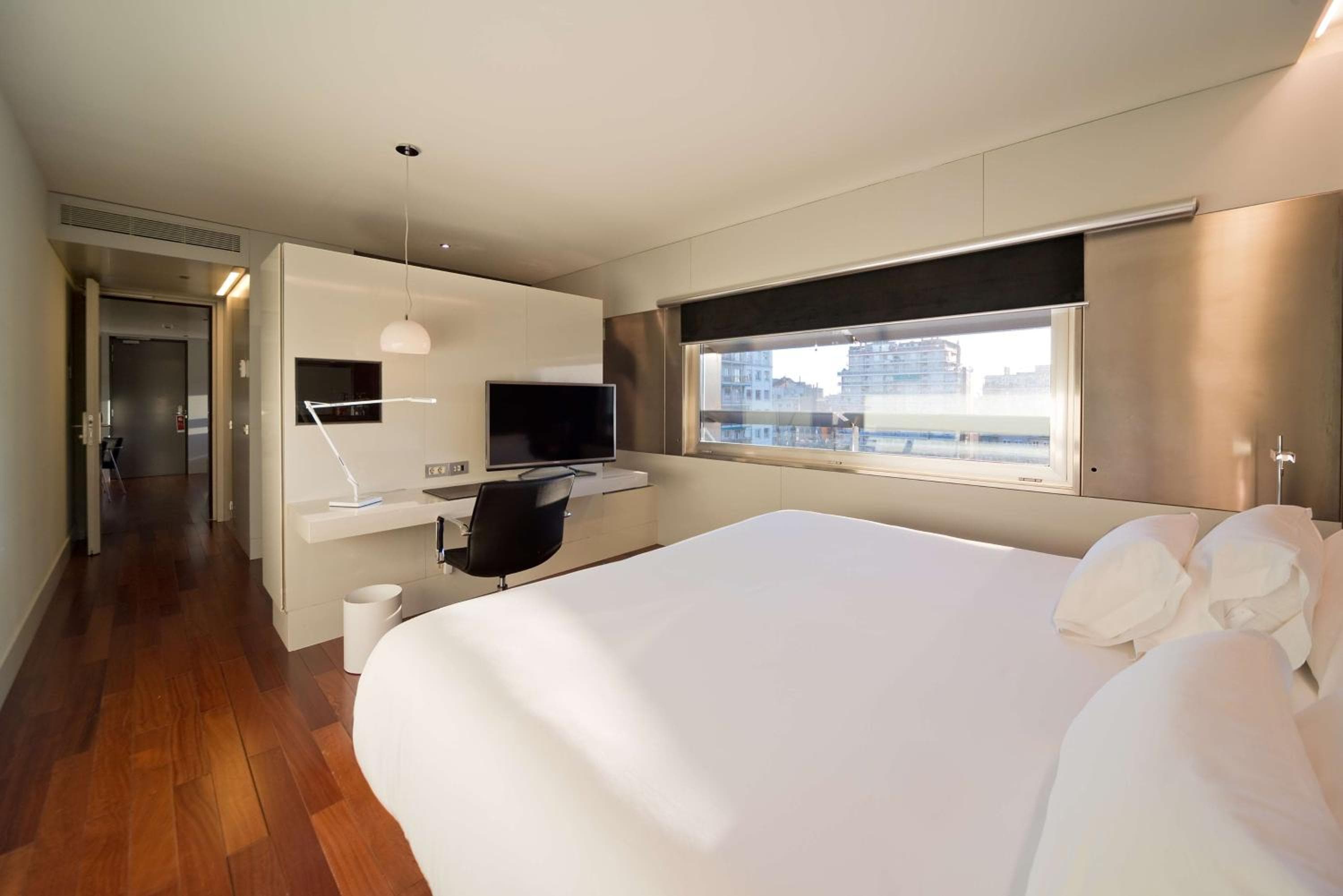 NH Collection Barcelona Constanza — 4