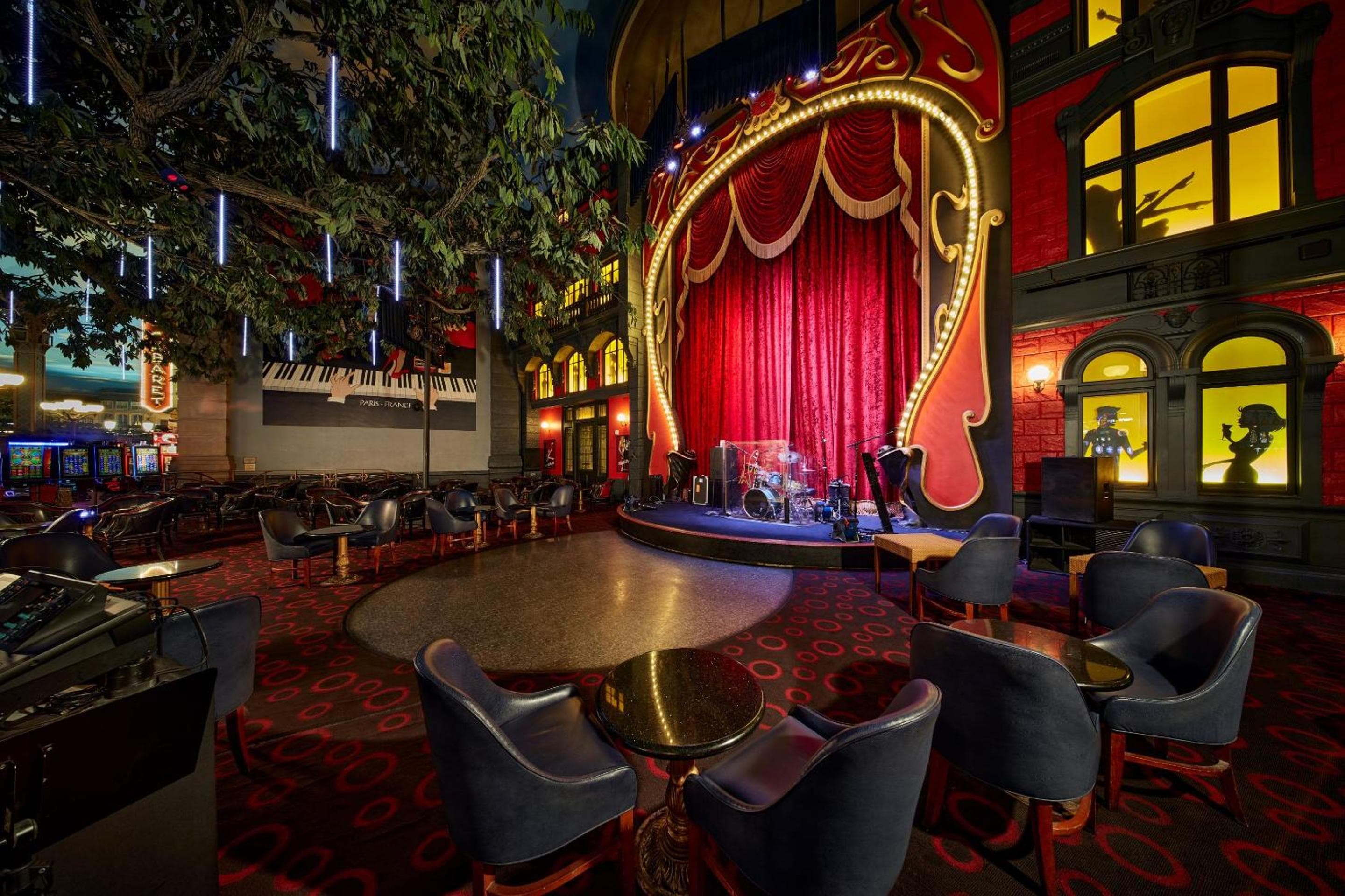 Paris Las Vegas Hotel & Casino — 14
