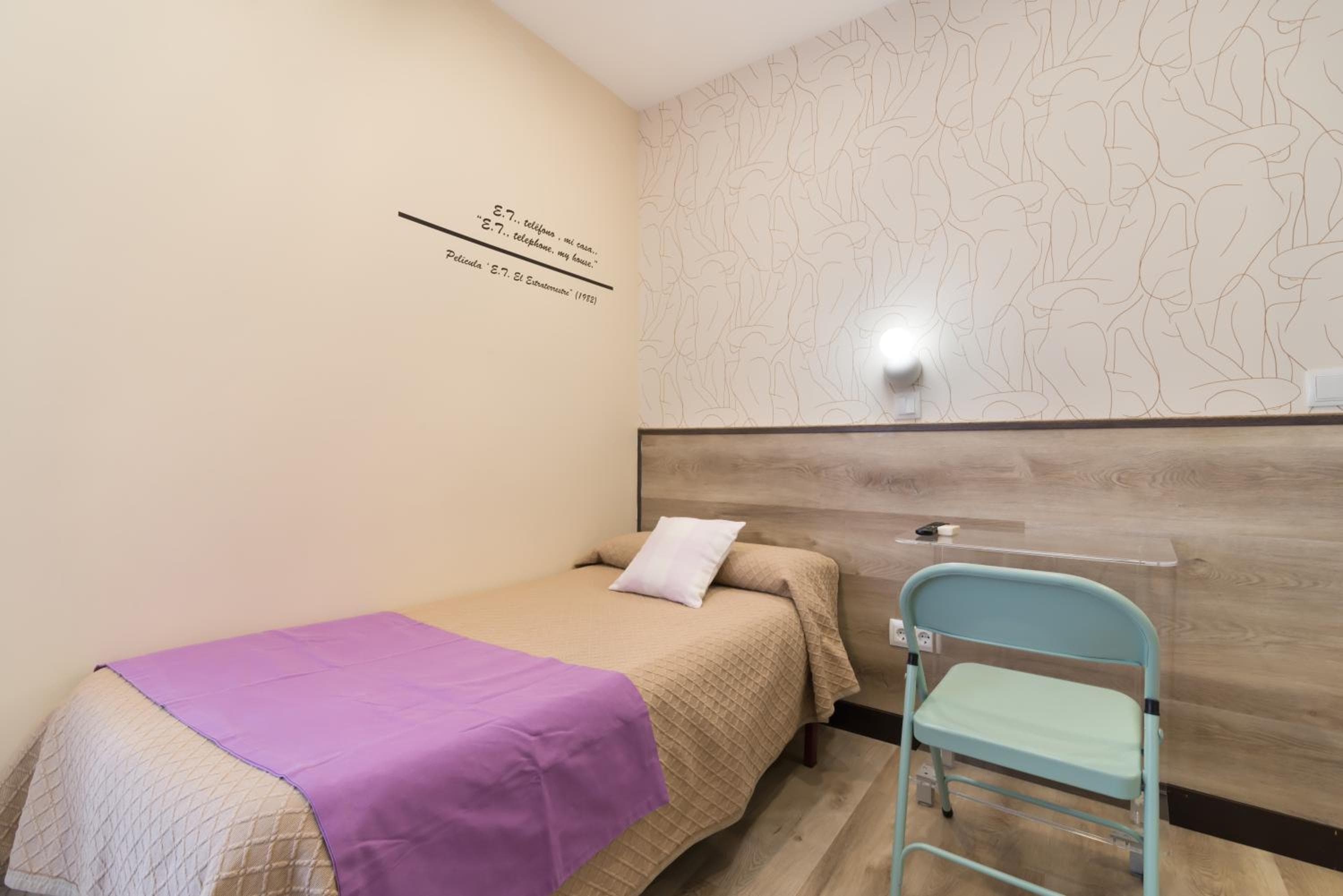 Hostal Art Madrid — 13