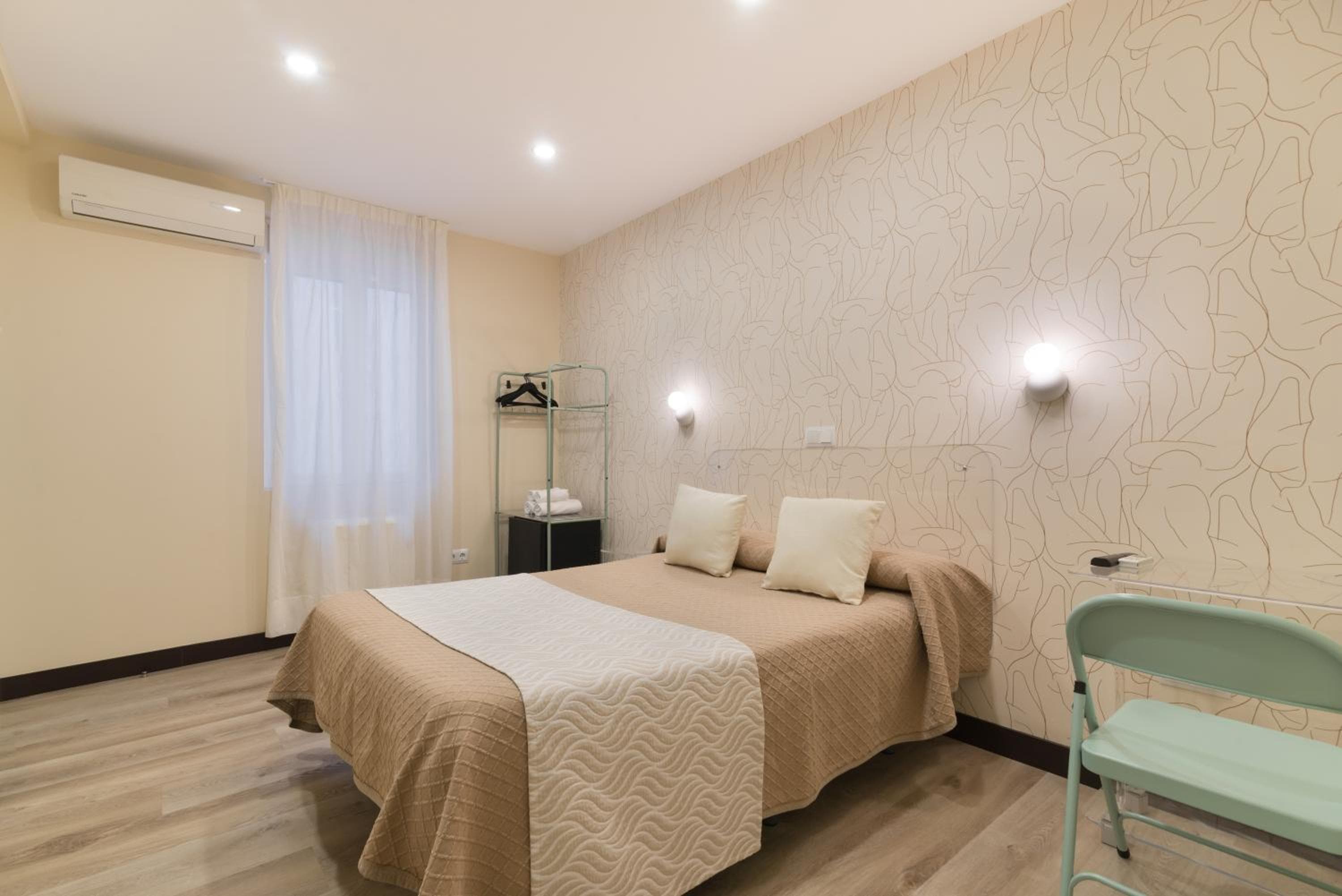 Hostal ArtMadrid — 14
