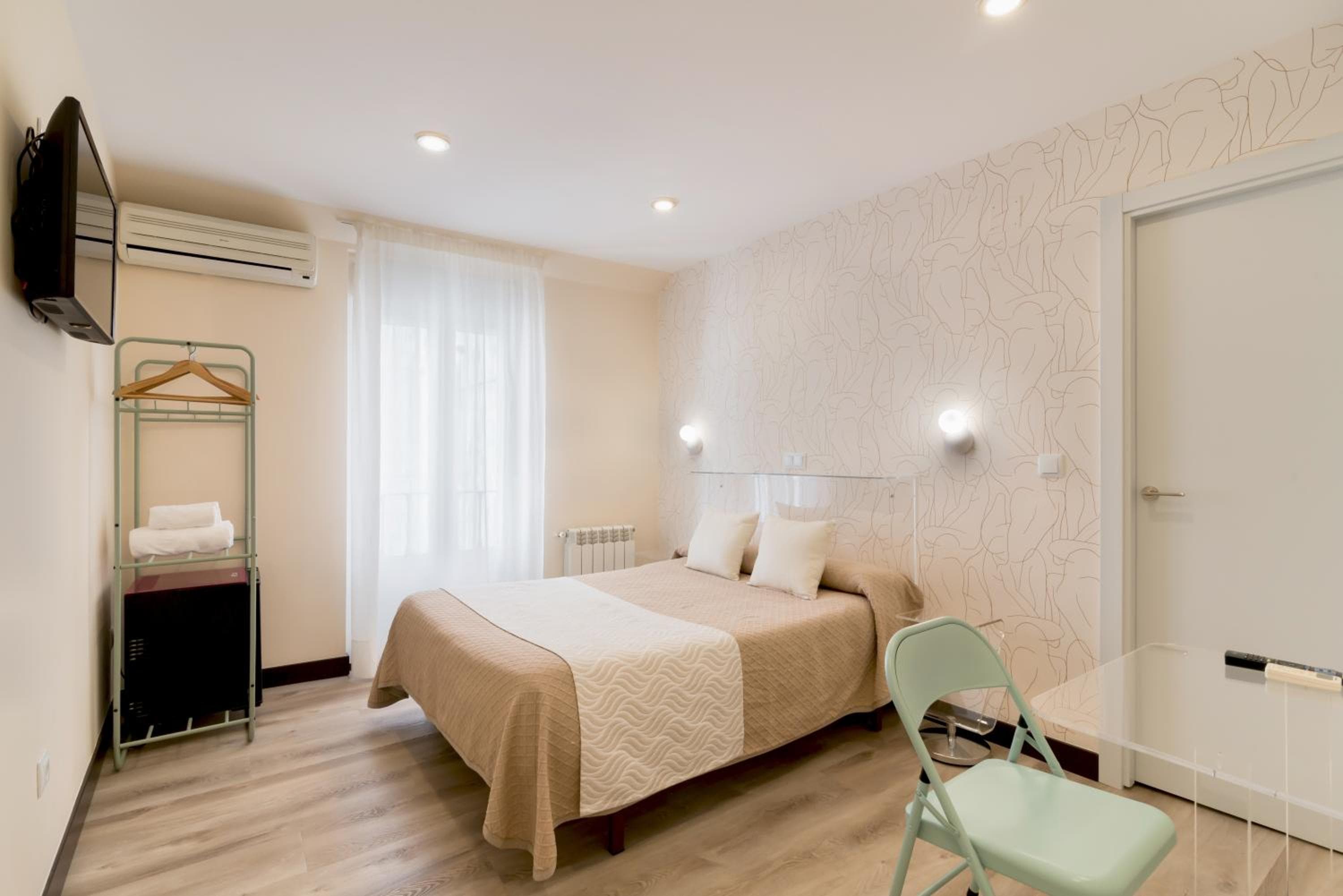 Hostal Art Madrid — 29