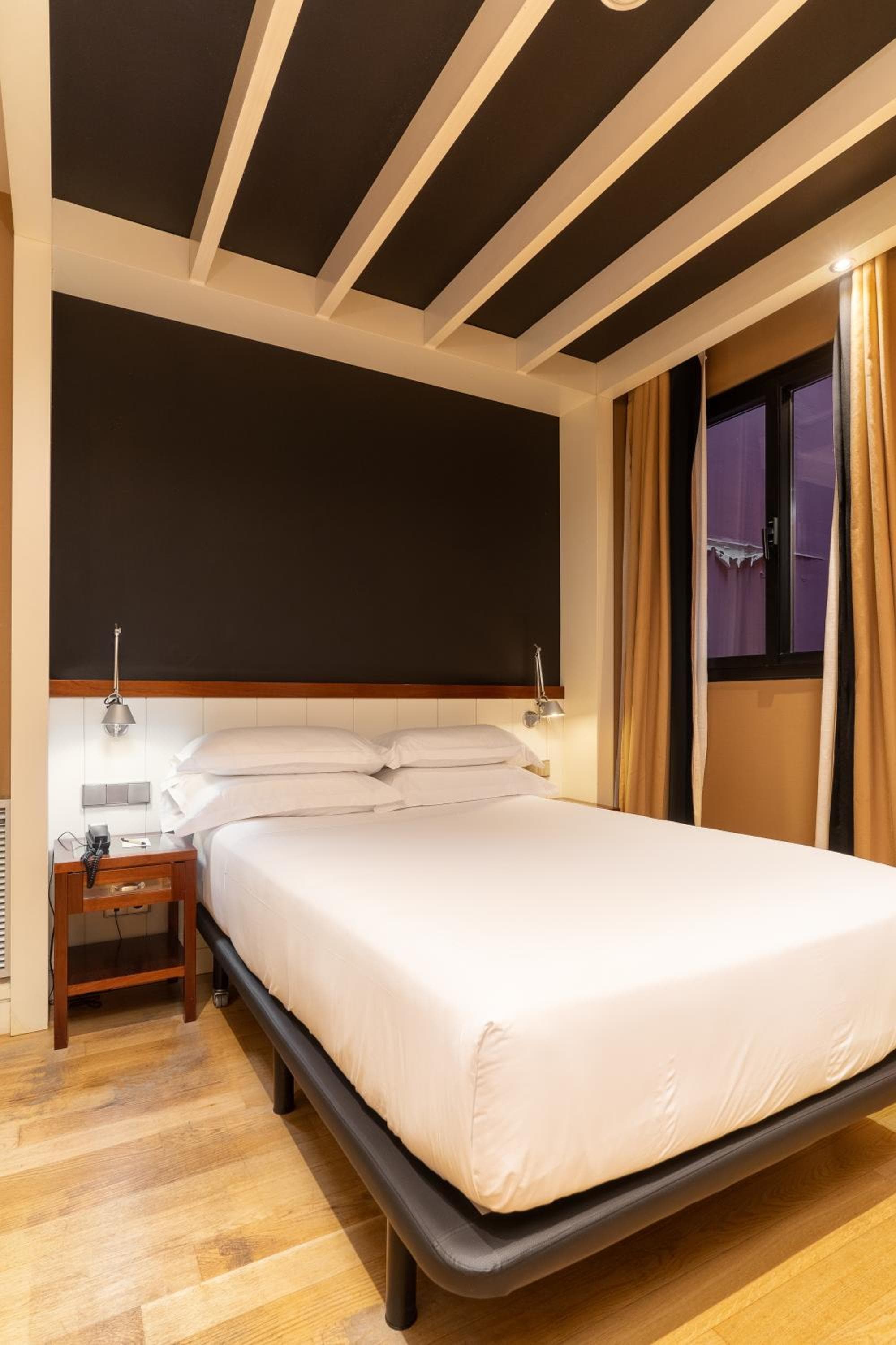 U232 Hotel — 11