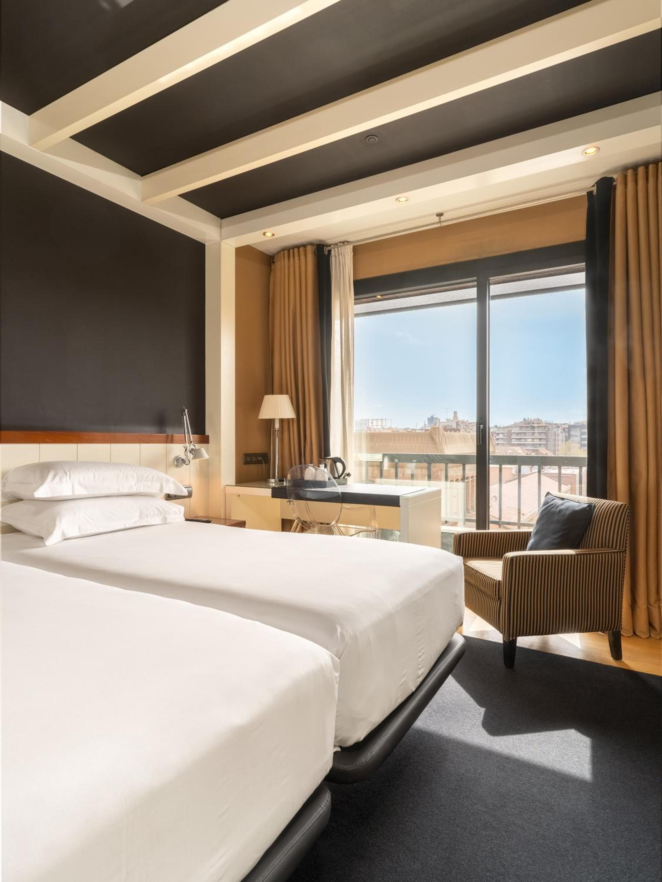 U232 Hotel — 13