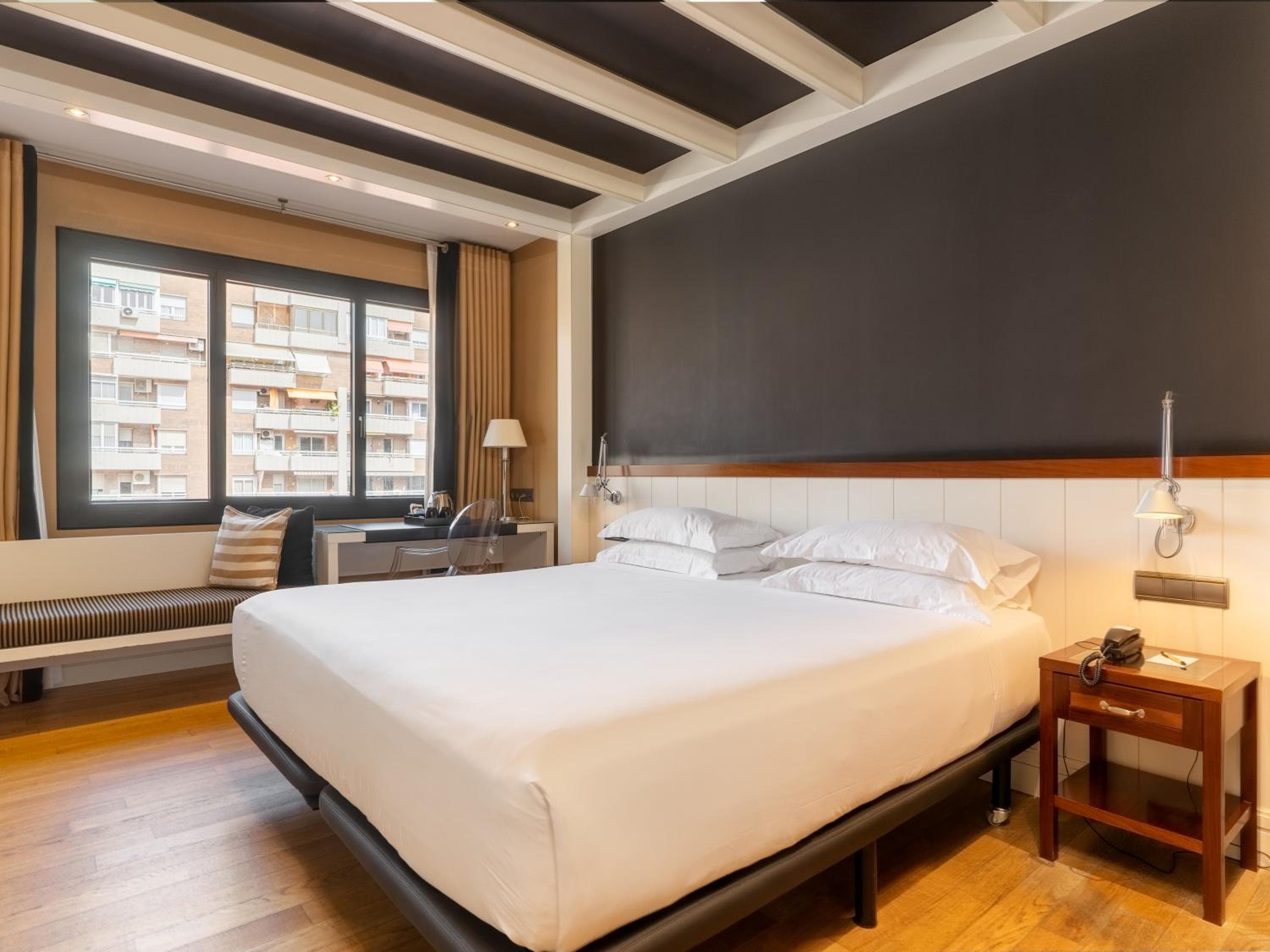 U232 Hotel — 6