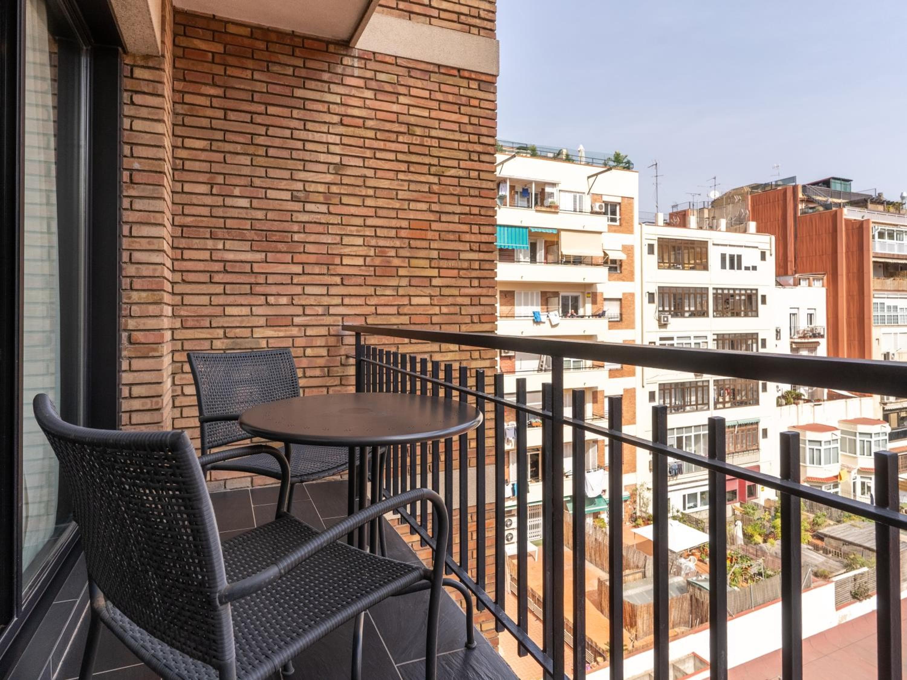 U232 Hotel — 23