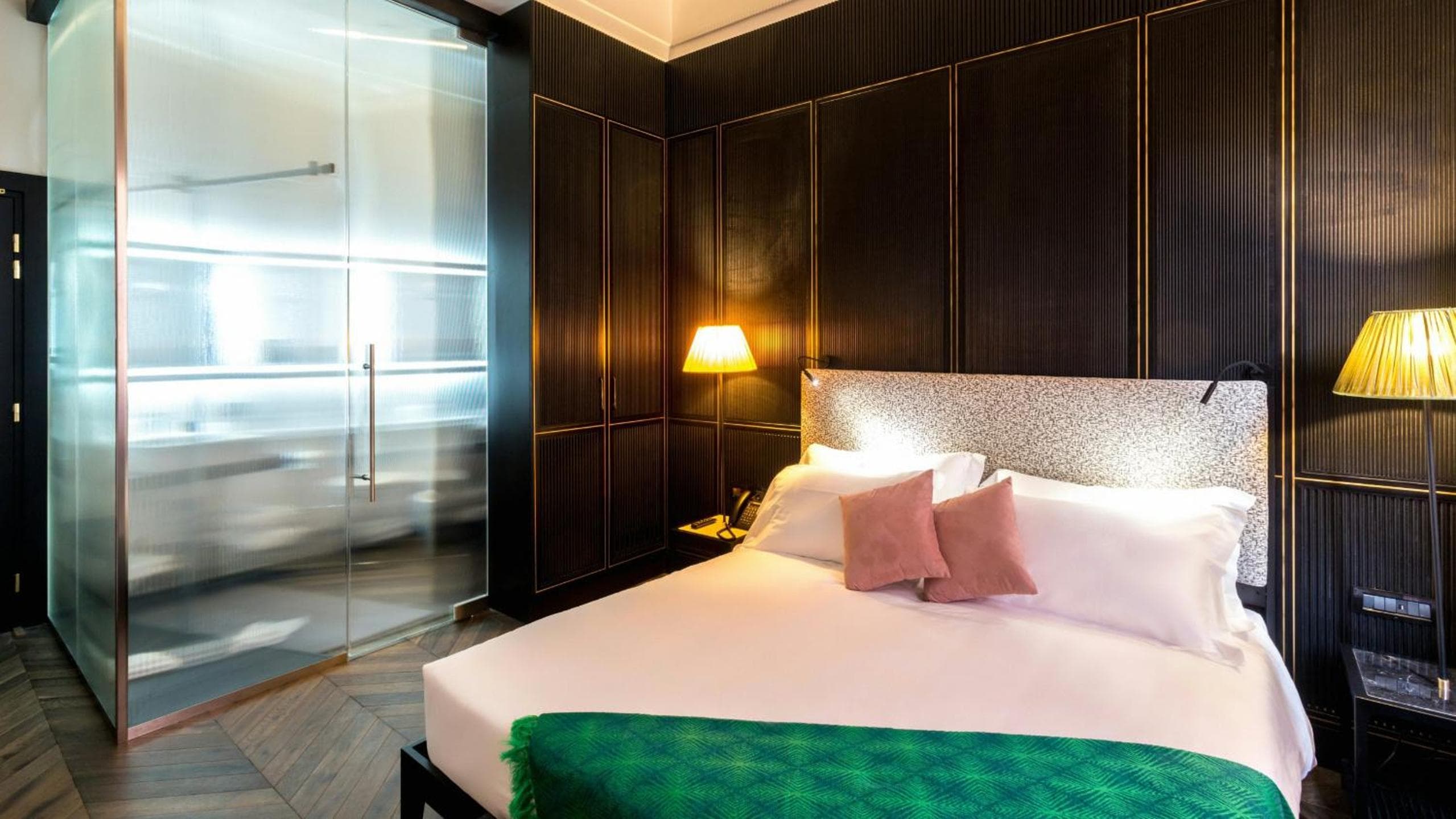 Das H'All Tailor Suite Rom — 20