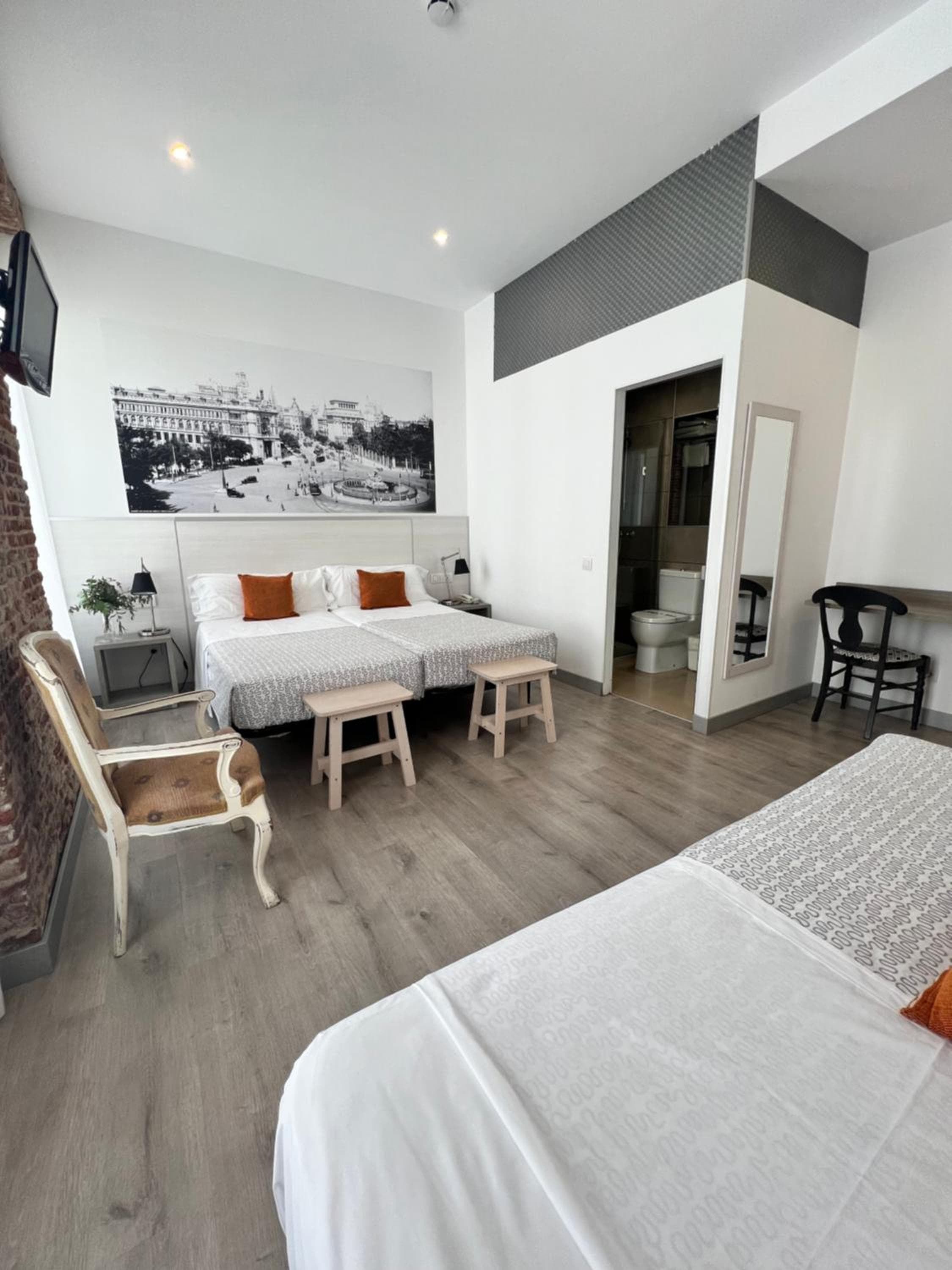 Hostal San Lorenzo — 14