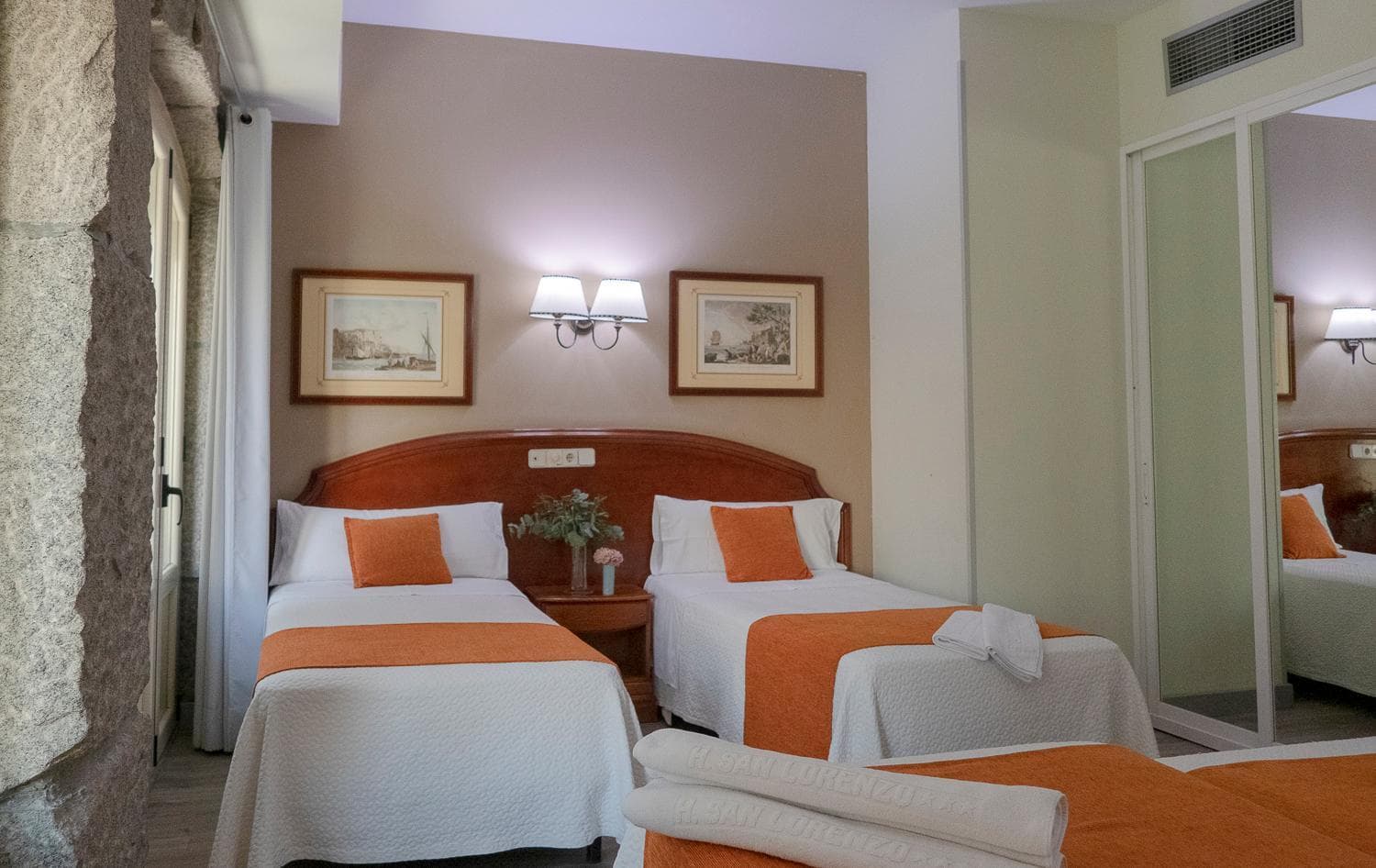 Hostal San Lorenzo — 12