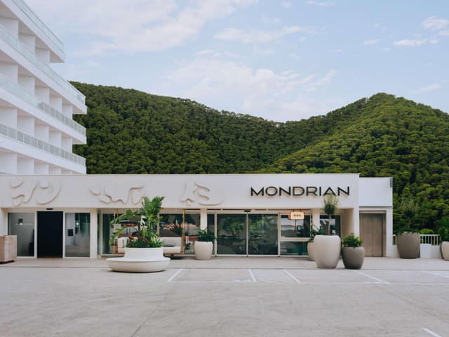 Mondrian Beach Lifestyle Resort, Cala Llonga