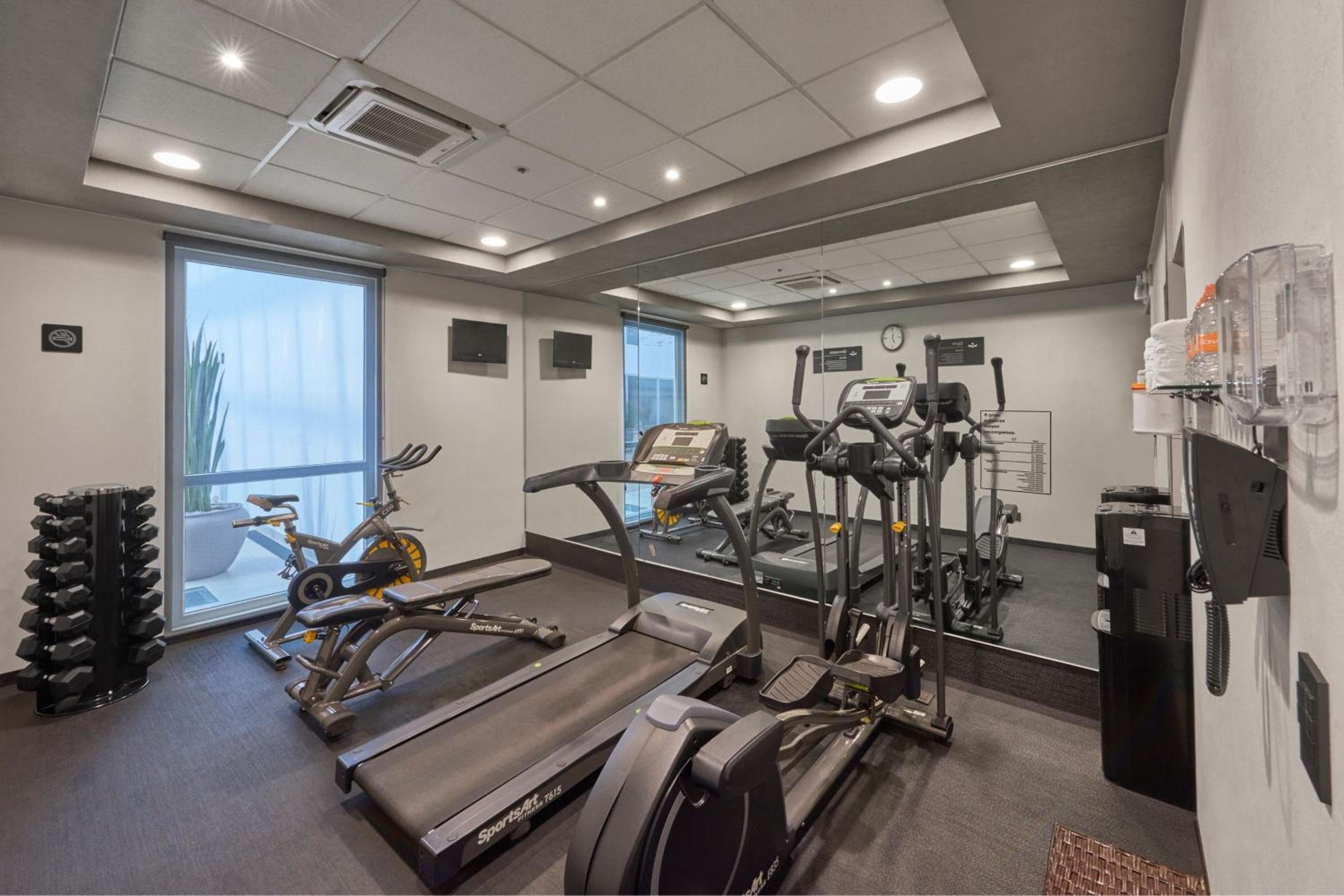 City Express Plus by Marriott Cancun Aeropuerto Riviera — 11