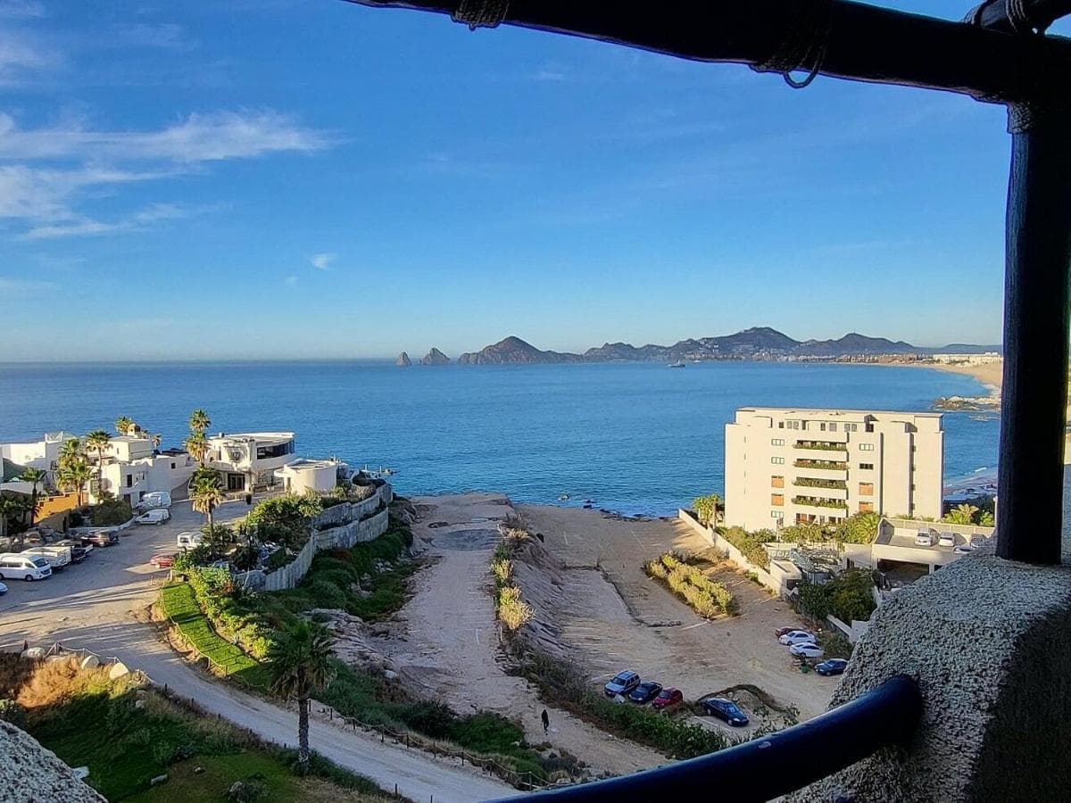 Stunning Views Beach & Lifestyle — 18