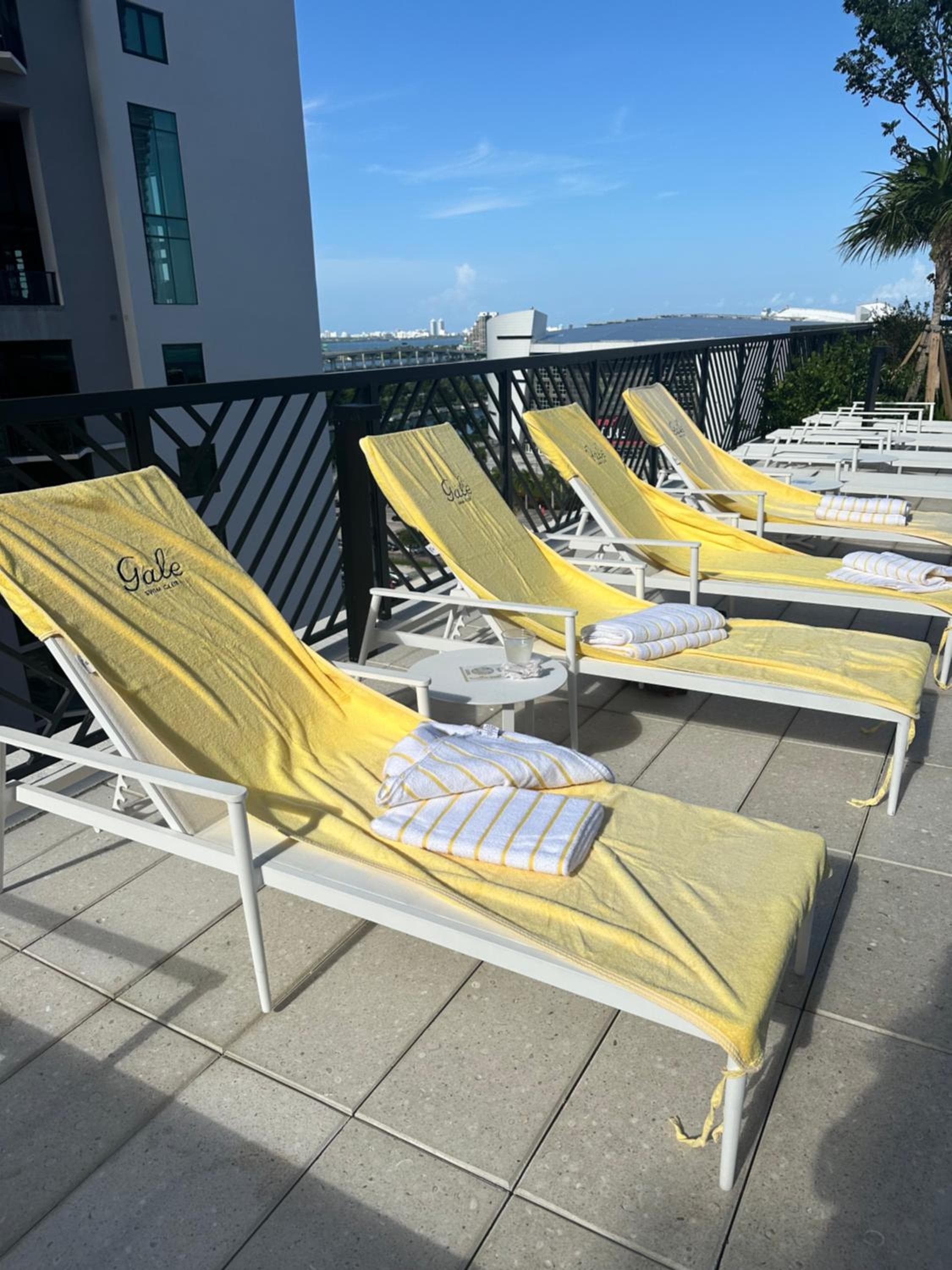 Magic Miami Penthouse & Ocean View Resort — 8