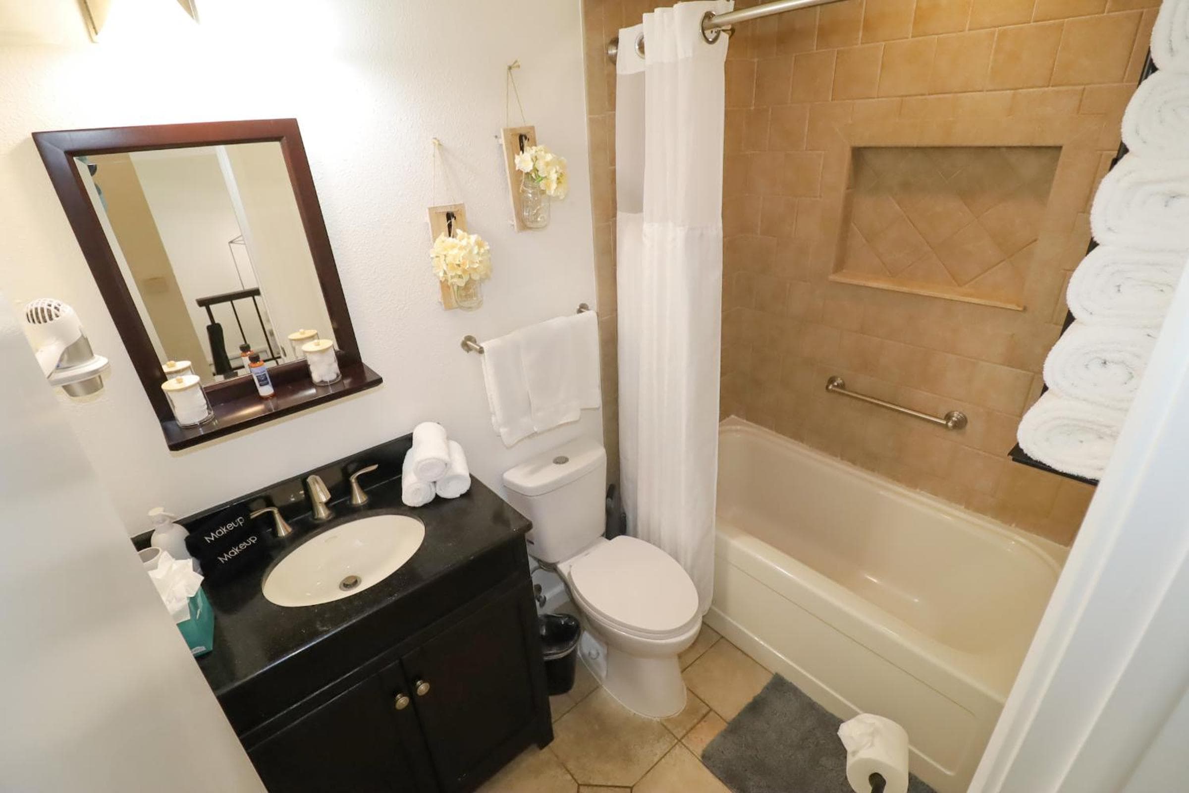 Boho Villa Tampa with Private Pool & BBQ — 17