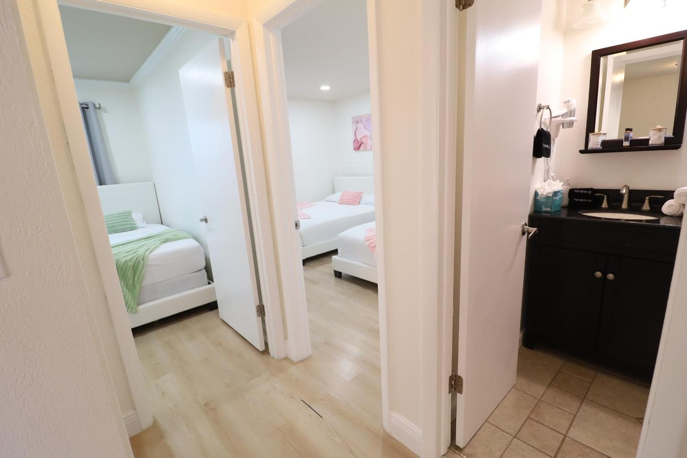 Boho Villa Tampa with Private Pool & BBQ — 4