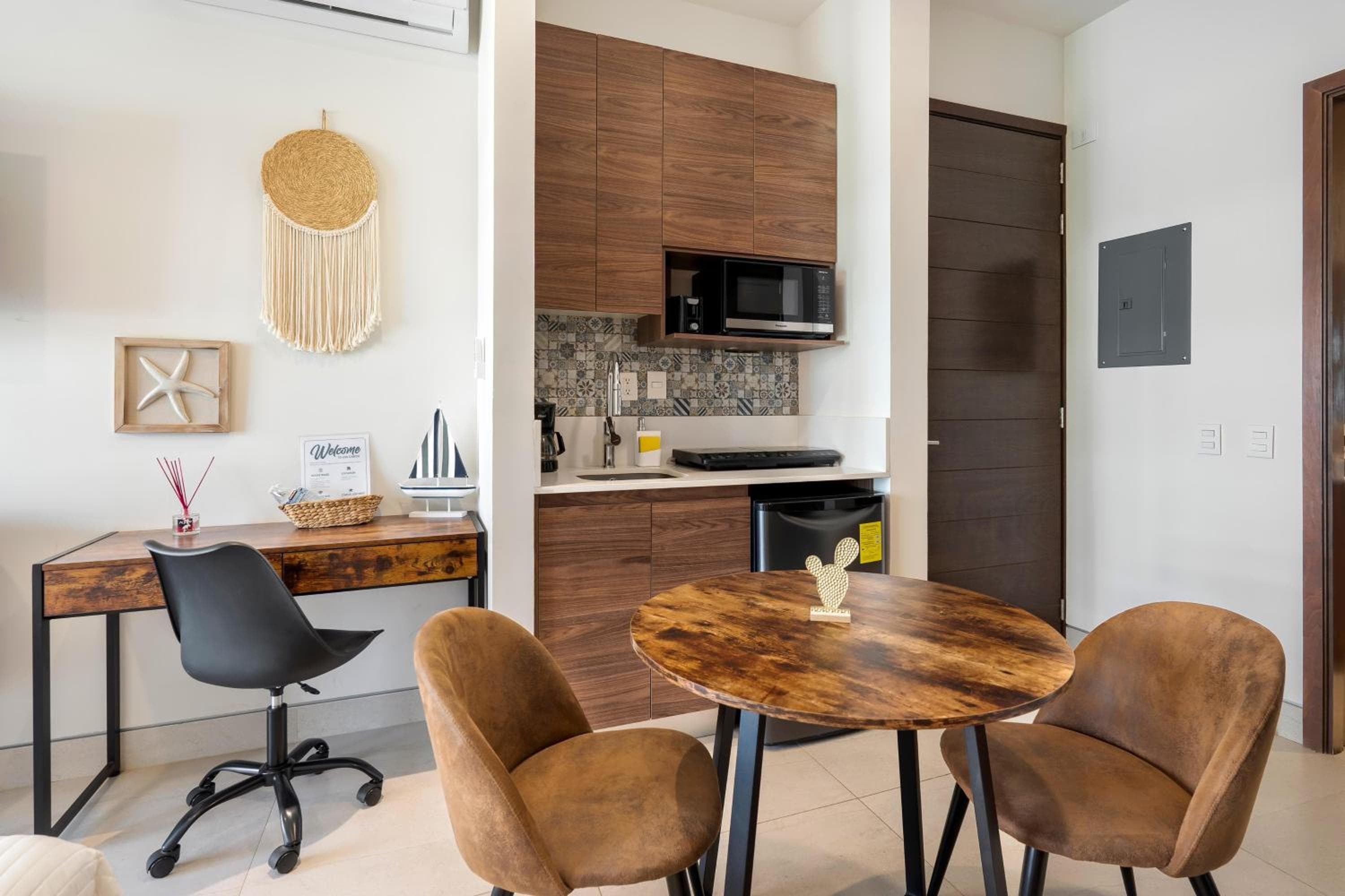 Loft con balcón privado, estacionamiento gratis - Un oasis en Los Cabos — 7
