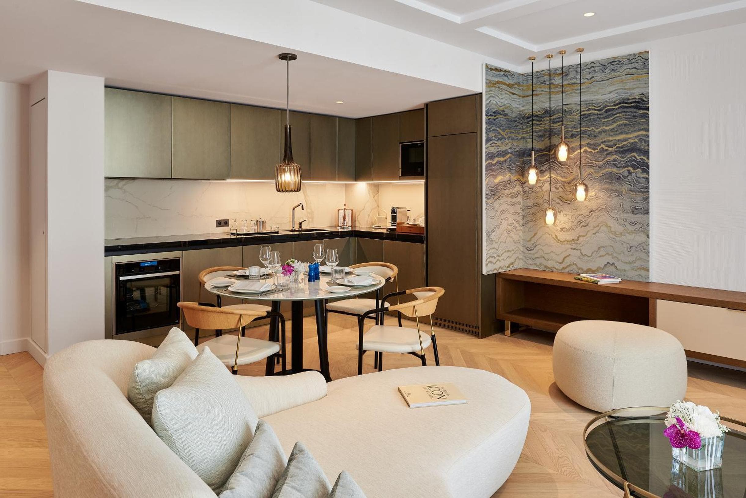 Carlton Cannes, un hotel regente — 5