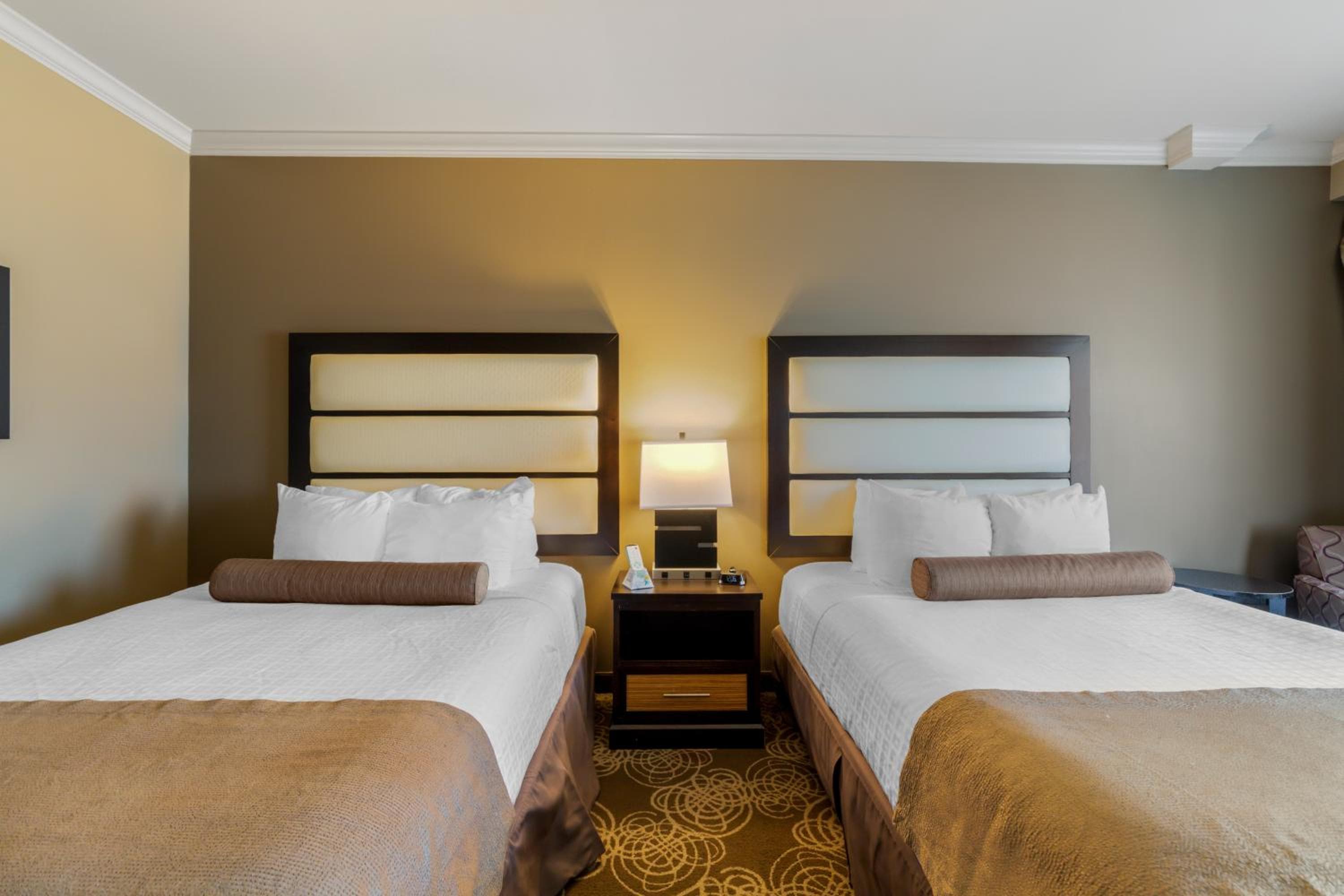 Best Western Plus Miami Airport North Hotel & Suites — 24