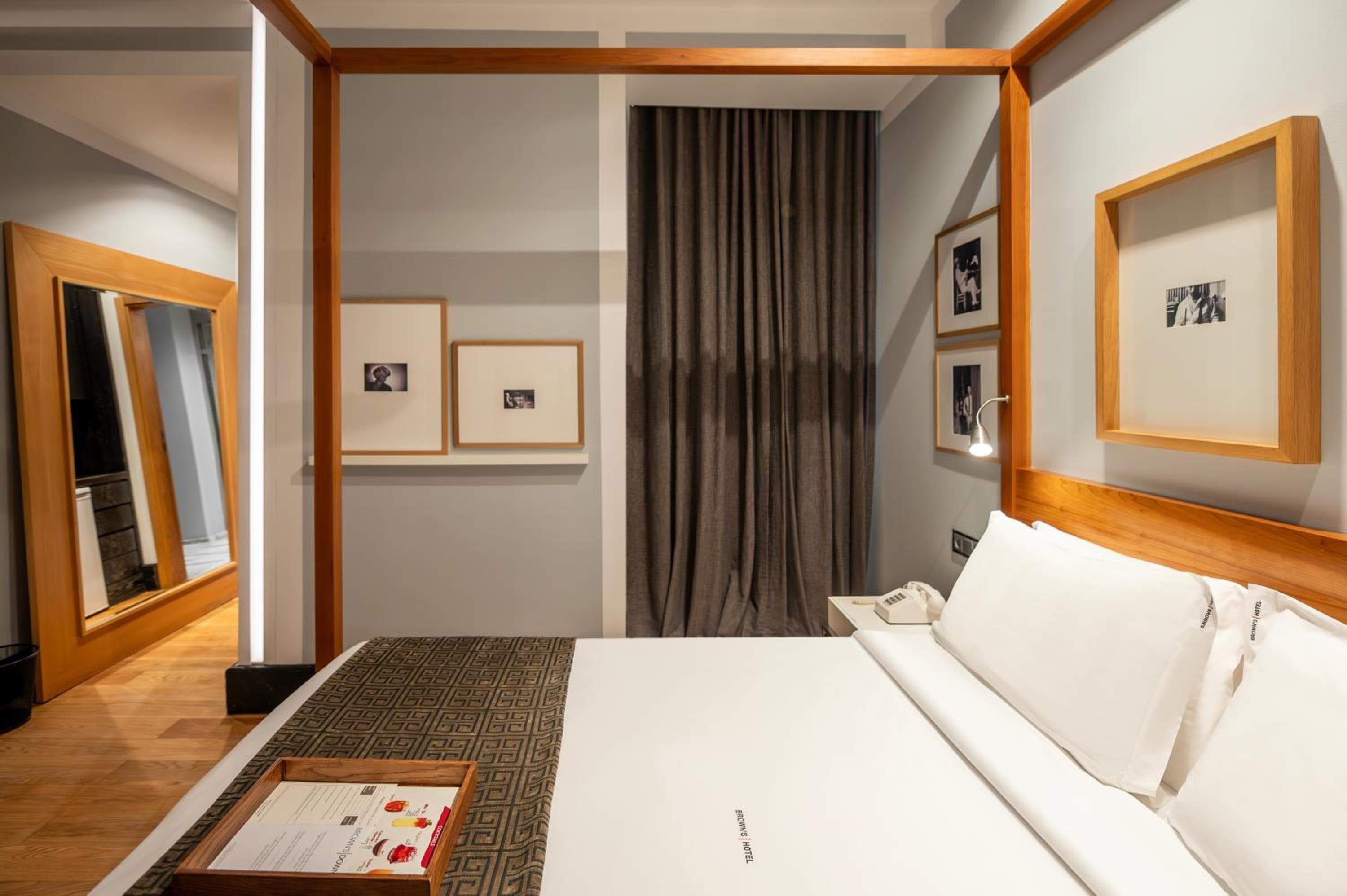Hotel Browns en el centro — 17