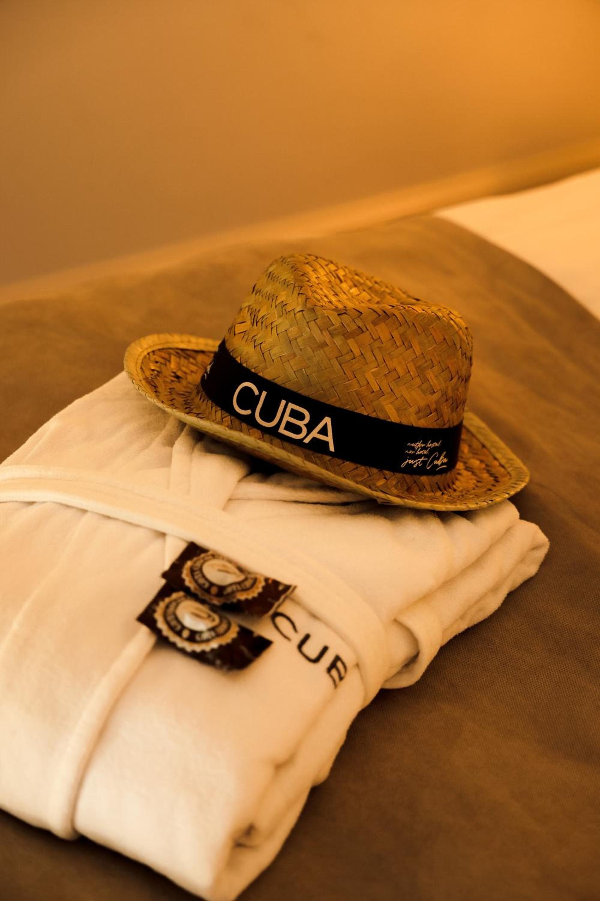 Hotel Hostal Cuba — 28