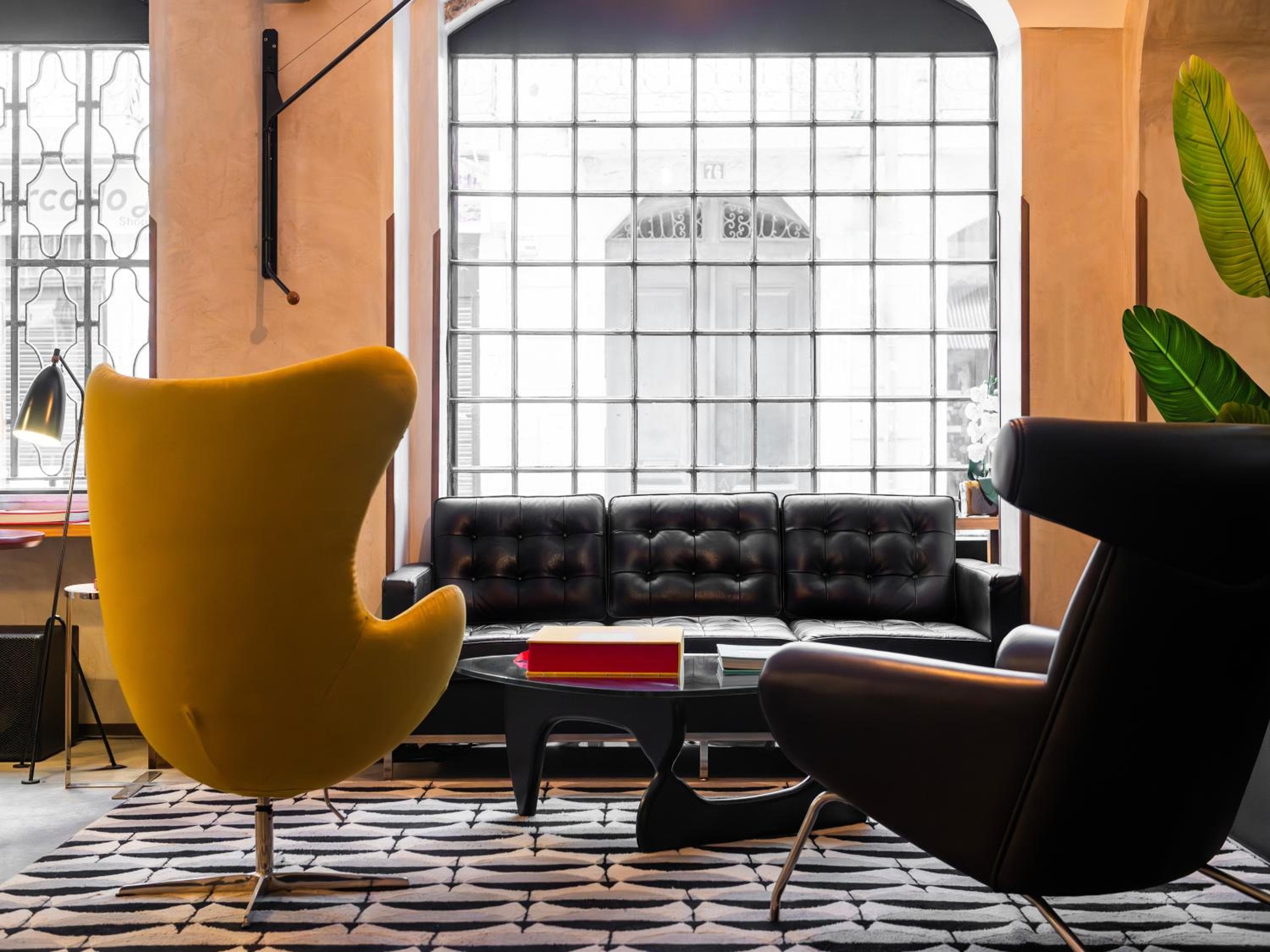 Hotel Browns en el centro — 2