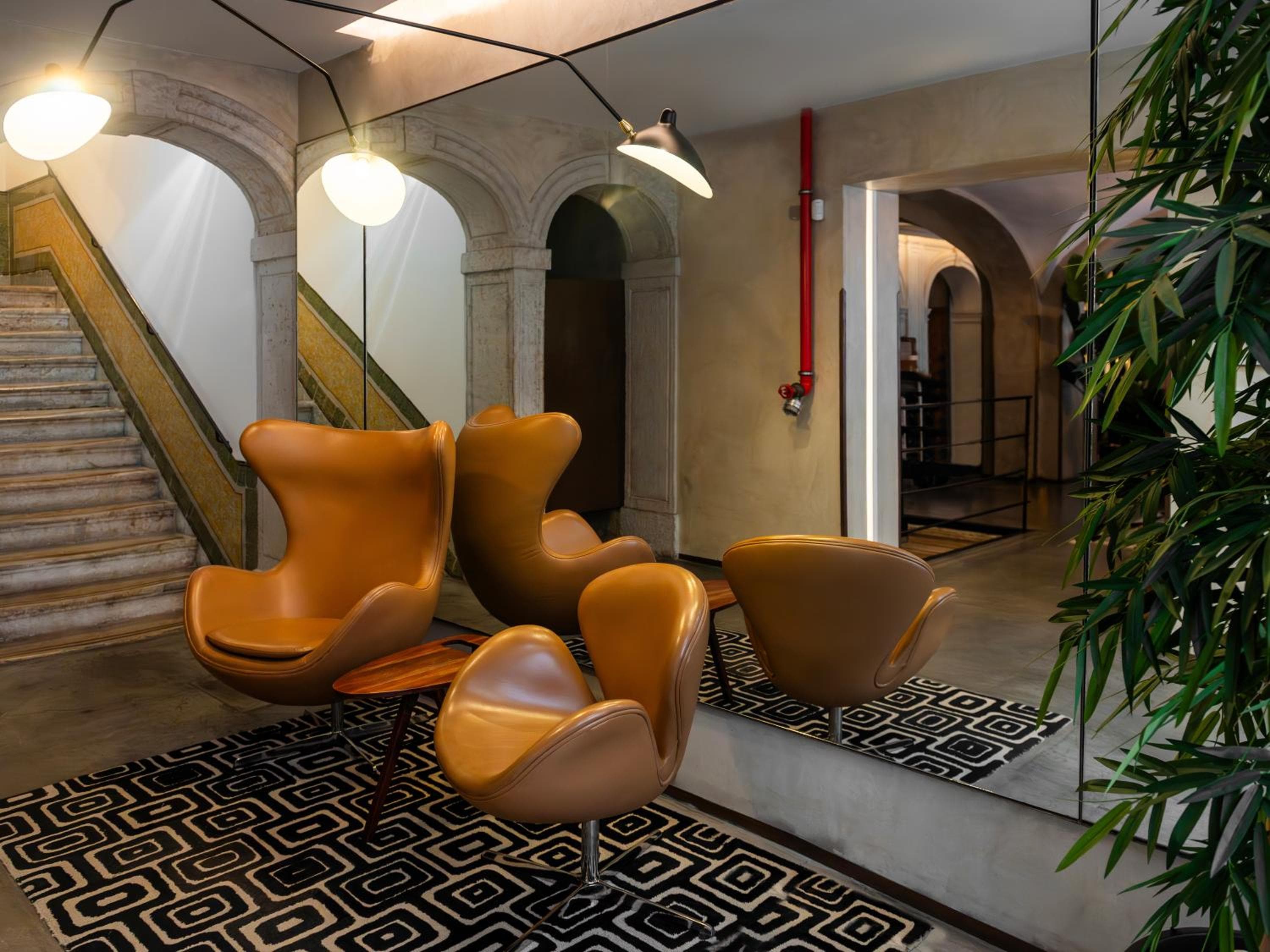 Hotel Browns en el centro — 8