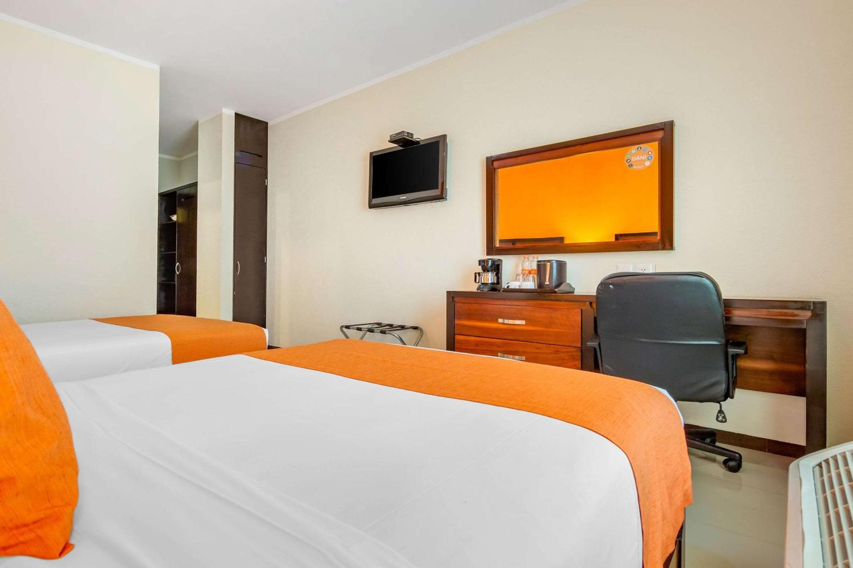 Comfort Inn Cancún Aeropuerto — 5