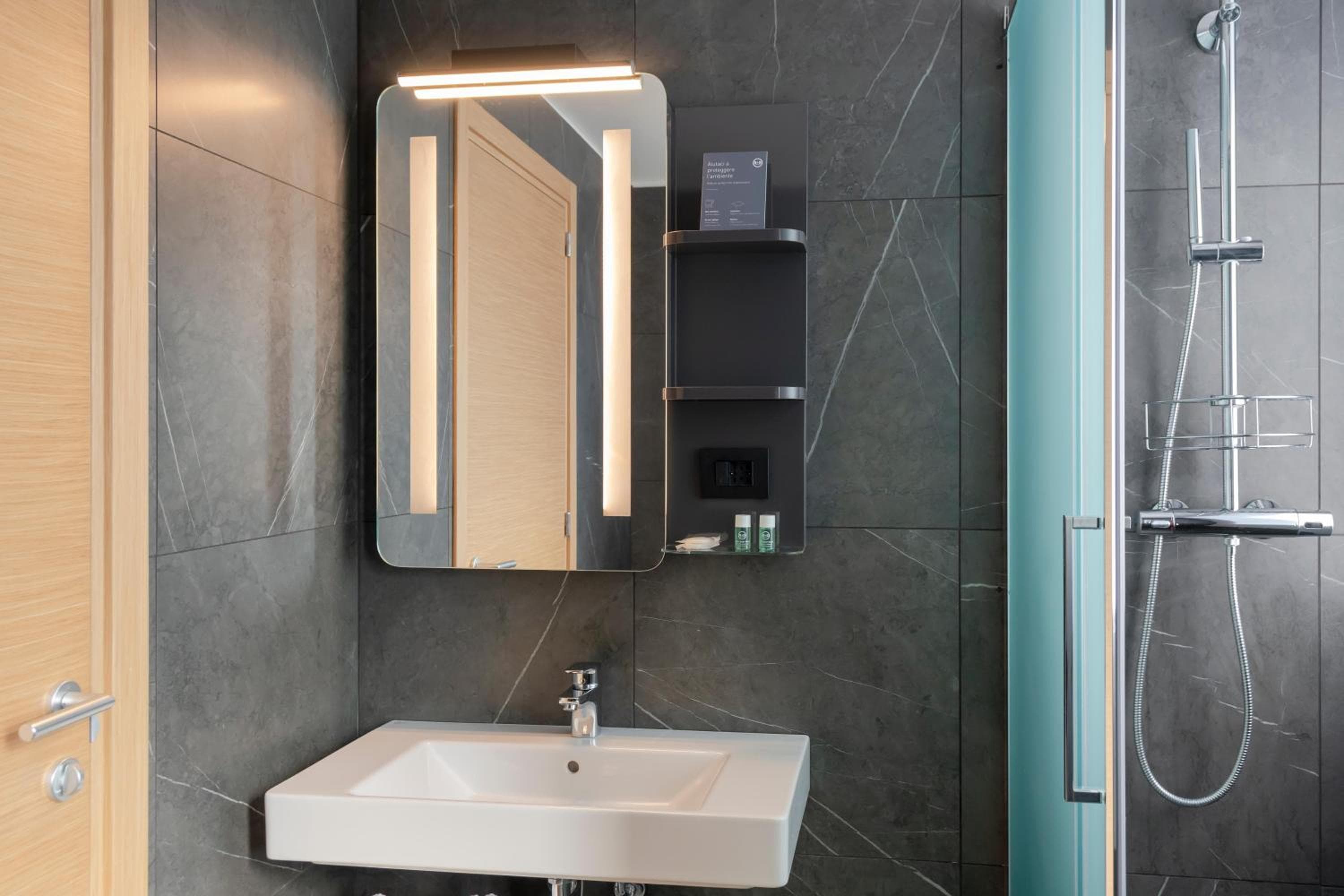 B&B Hotel Milano City Center Duomo — 21