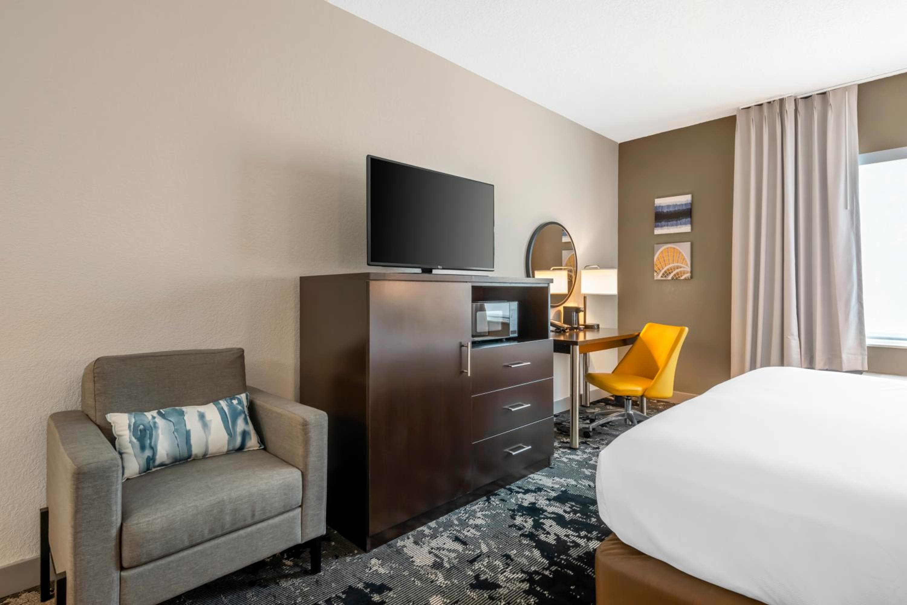 City Express by Marriott Orlando International Drive — 4