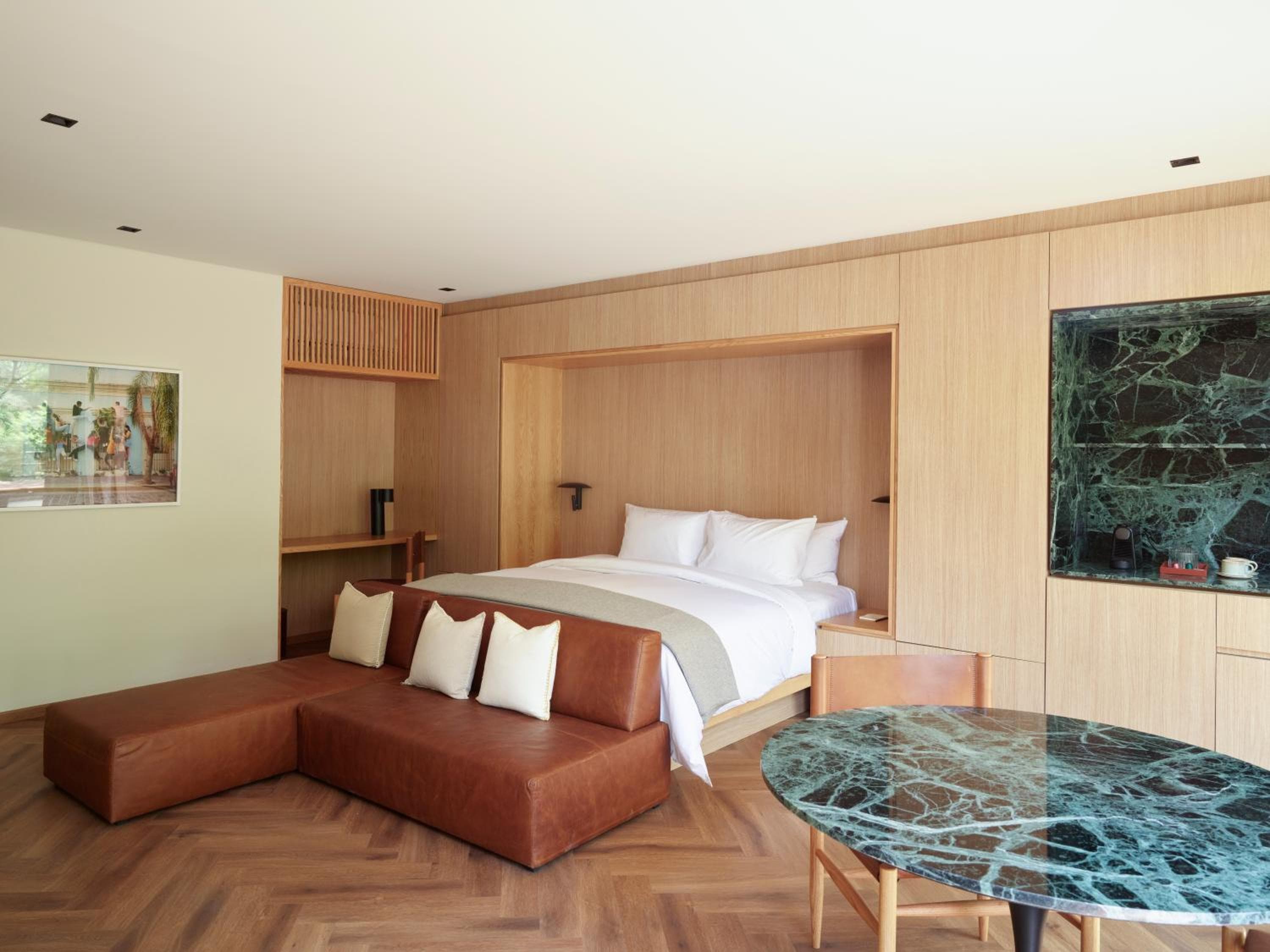Rodona Hotel — 13
