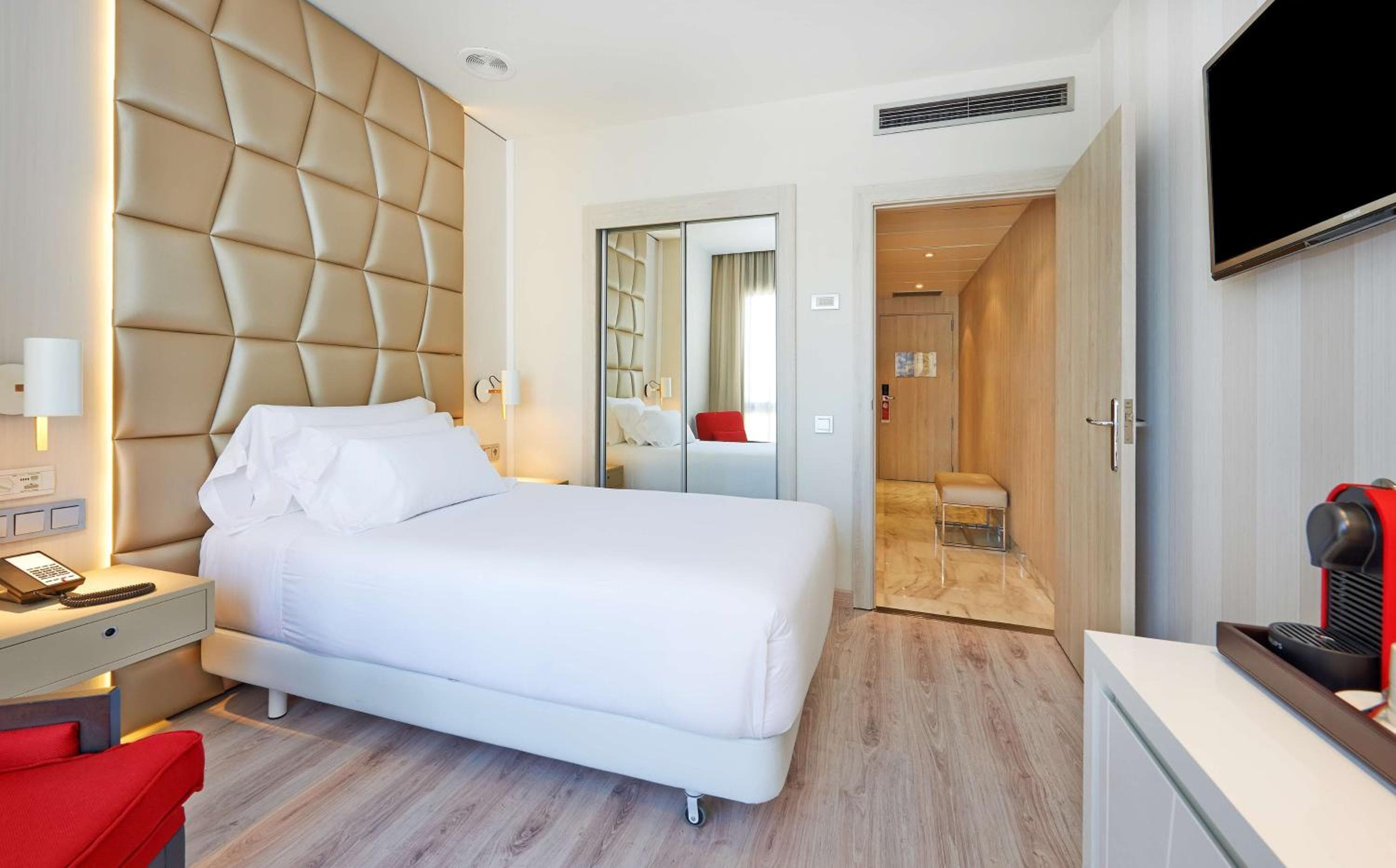 Podio NH Collection Barcelona — 25