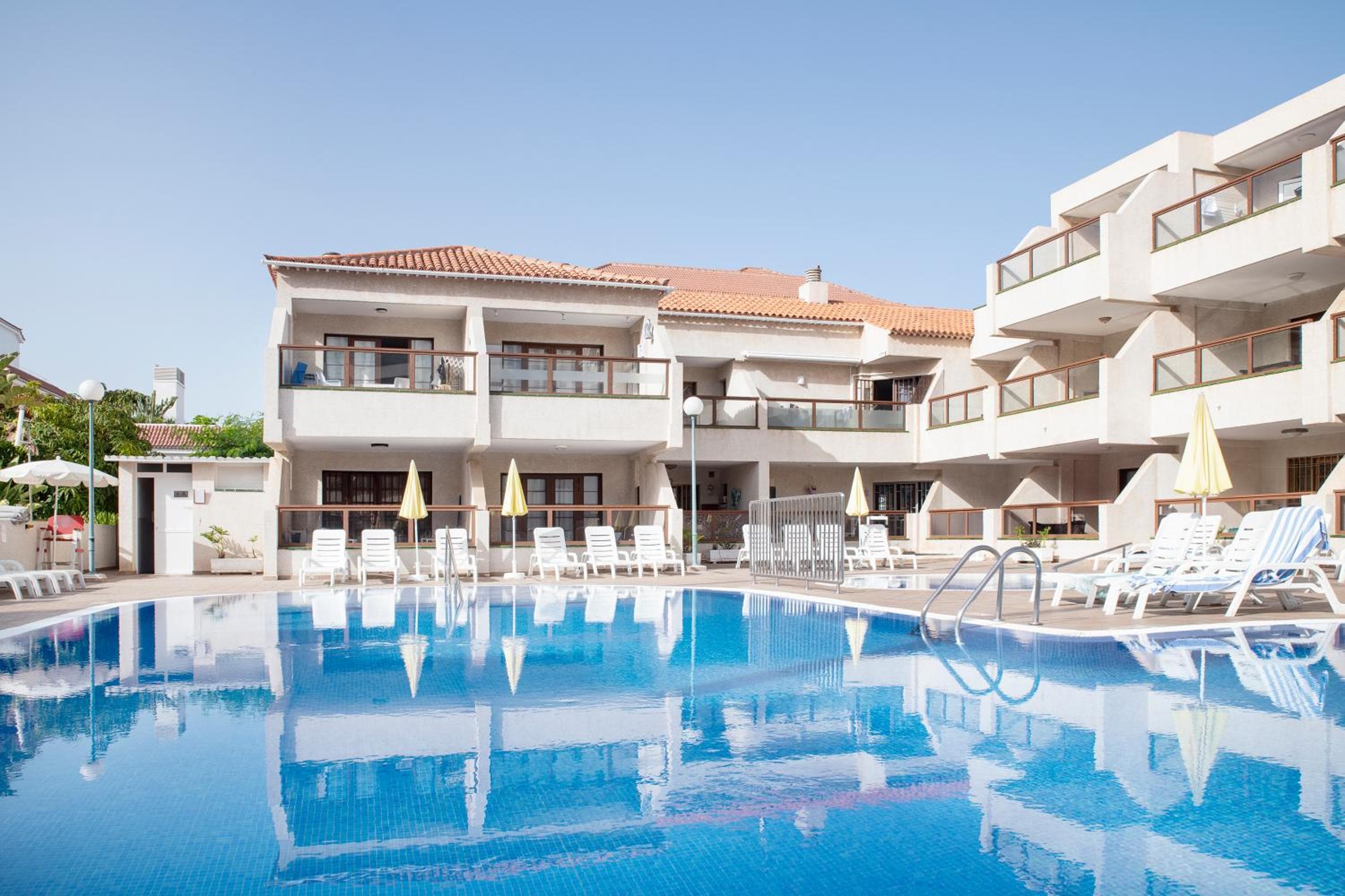 TMS Andorra Luxury ApartHotel, Las Americas, Pool&Beach — 4